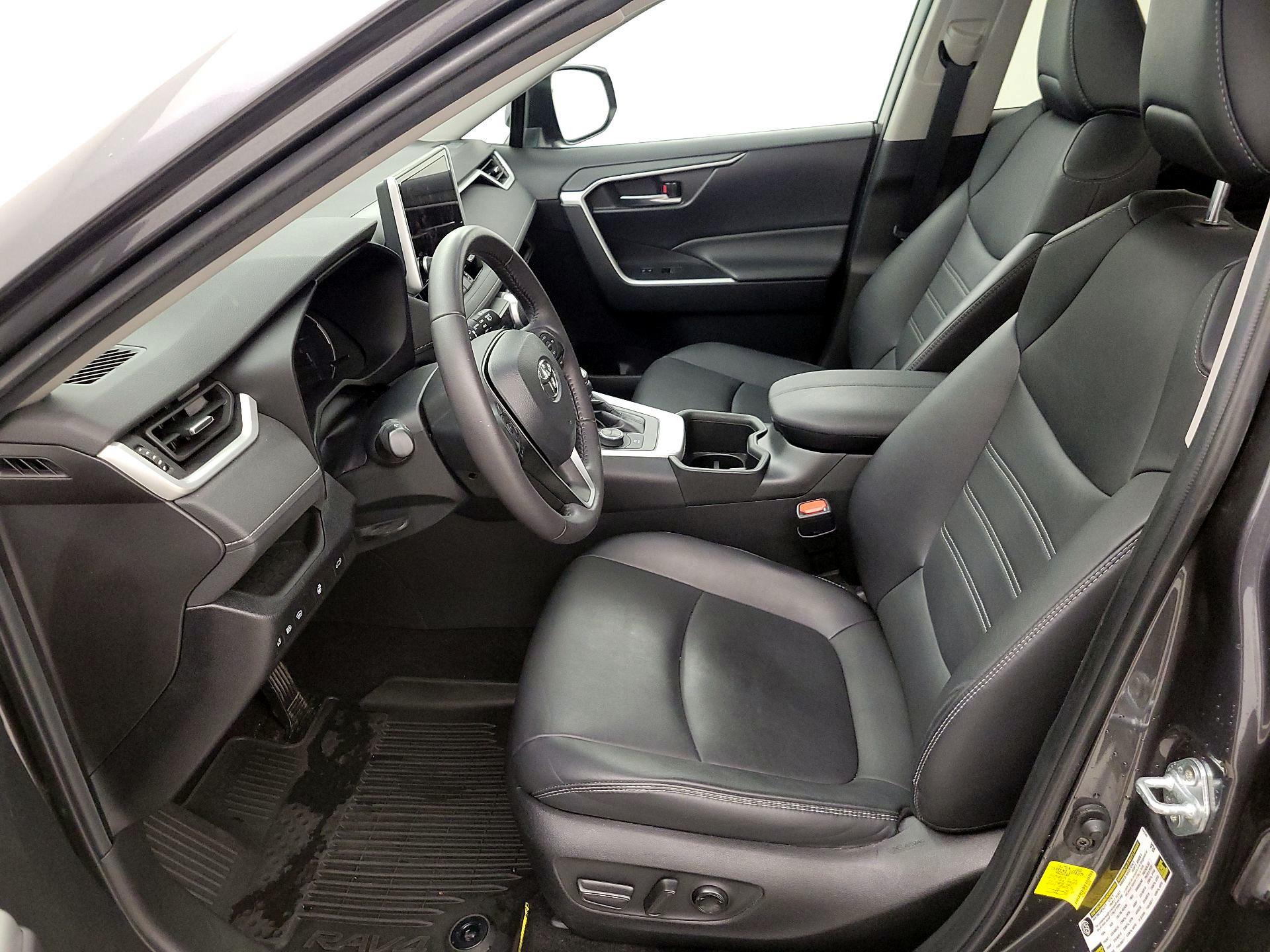 Thumbnail: 2023 Toyota RAV4 - 11