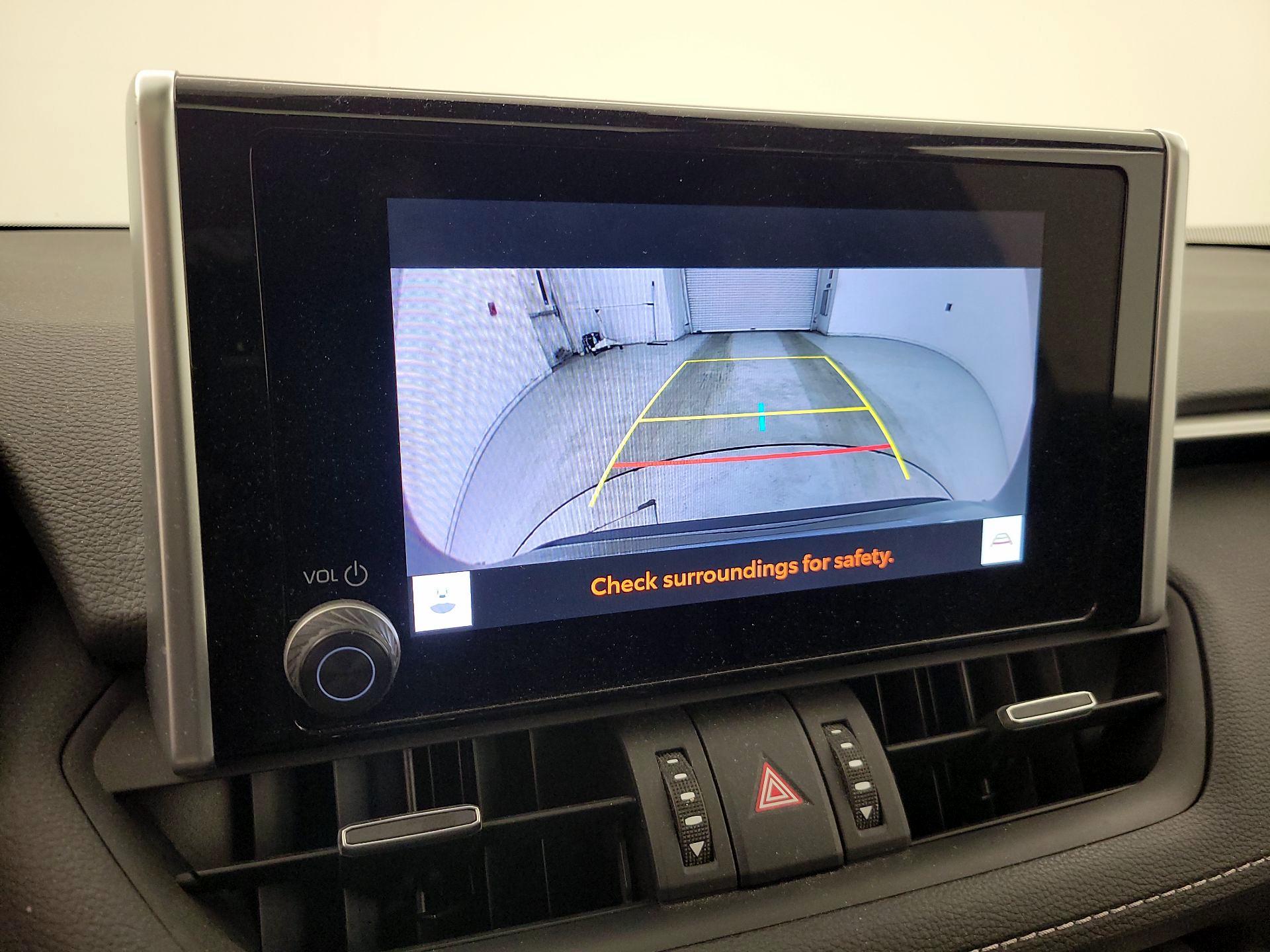 Thumbnail: 2023 Toyota RAV4 - 15