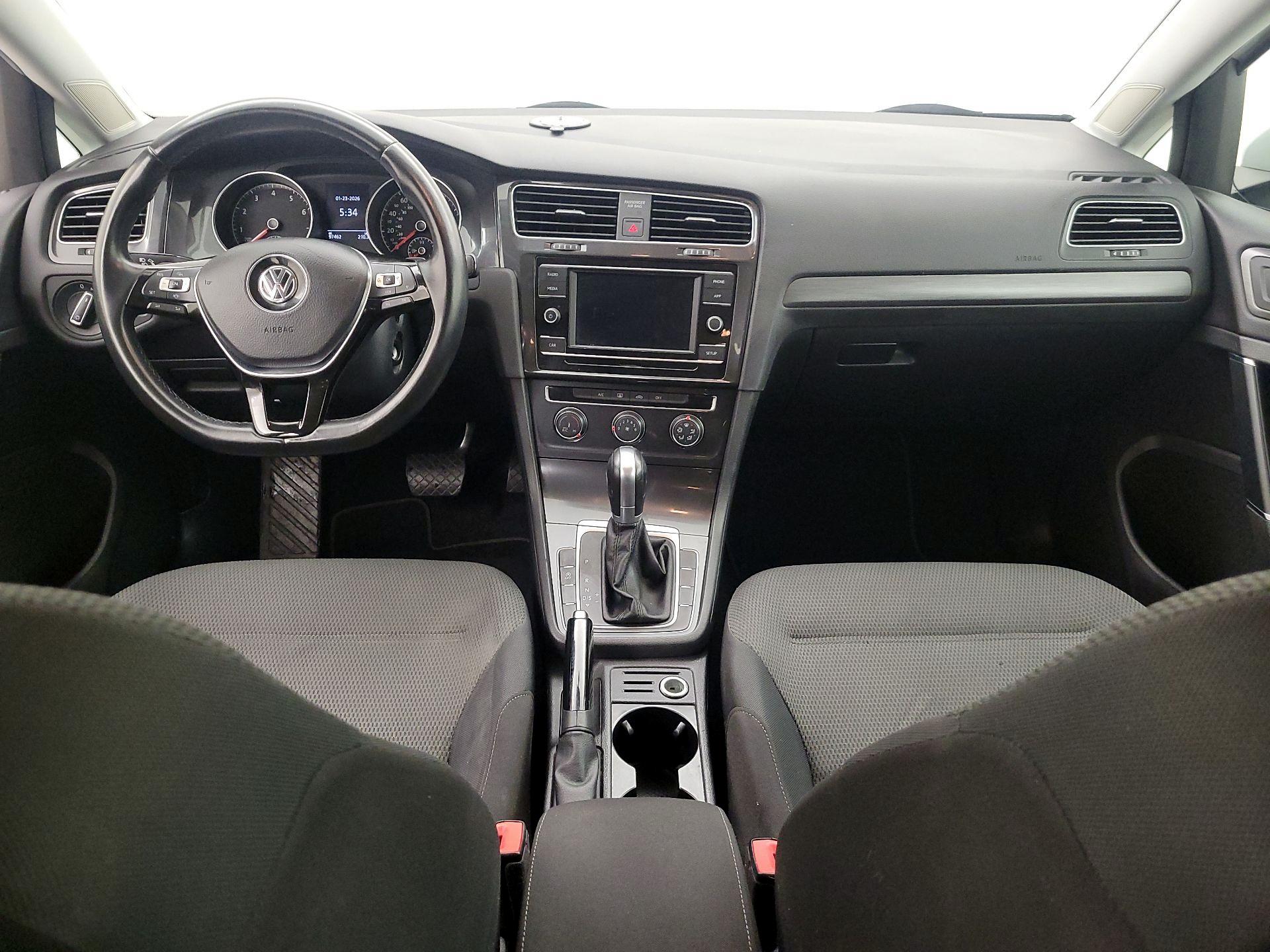 Thumbnail: 2019 Volkswagen Golf - 9