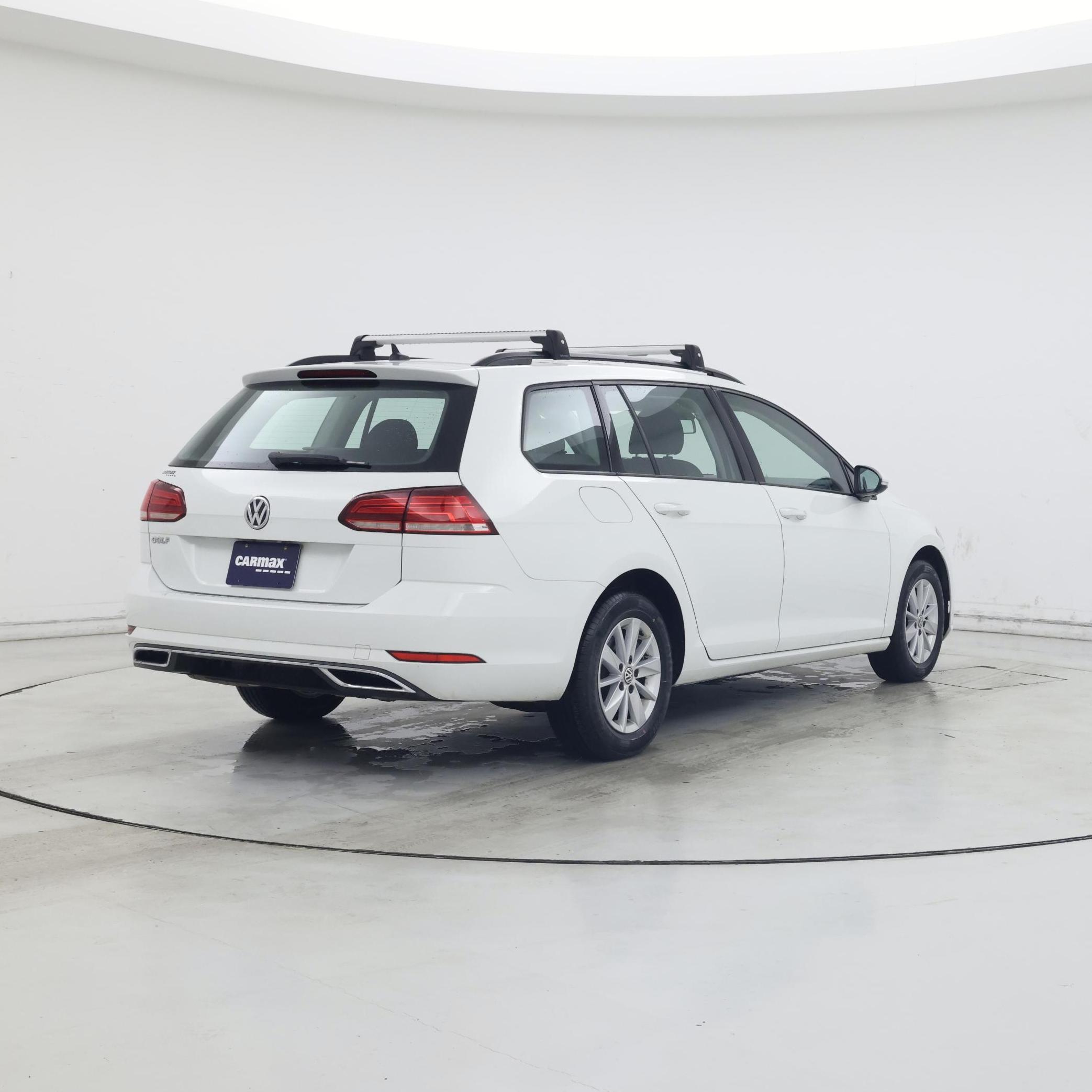 Thumbnail: 2019 Volkswagen Golf - 8