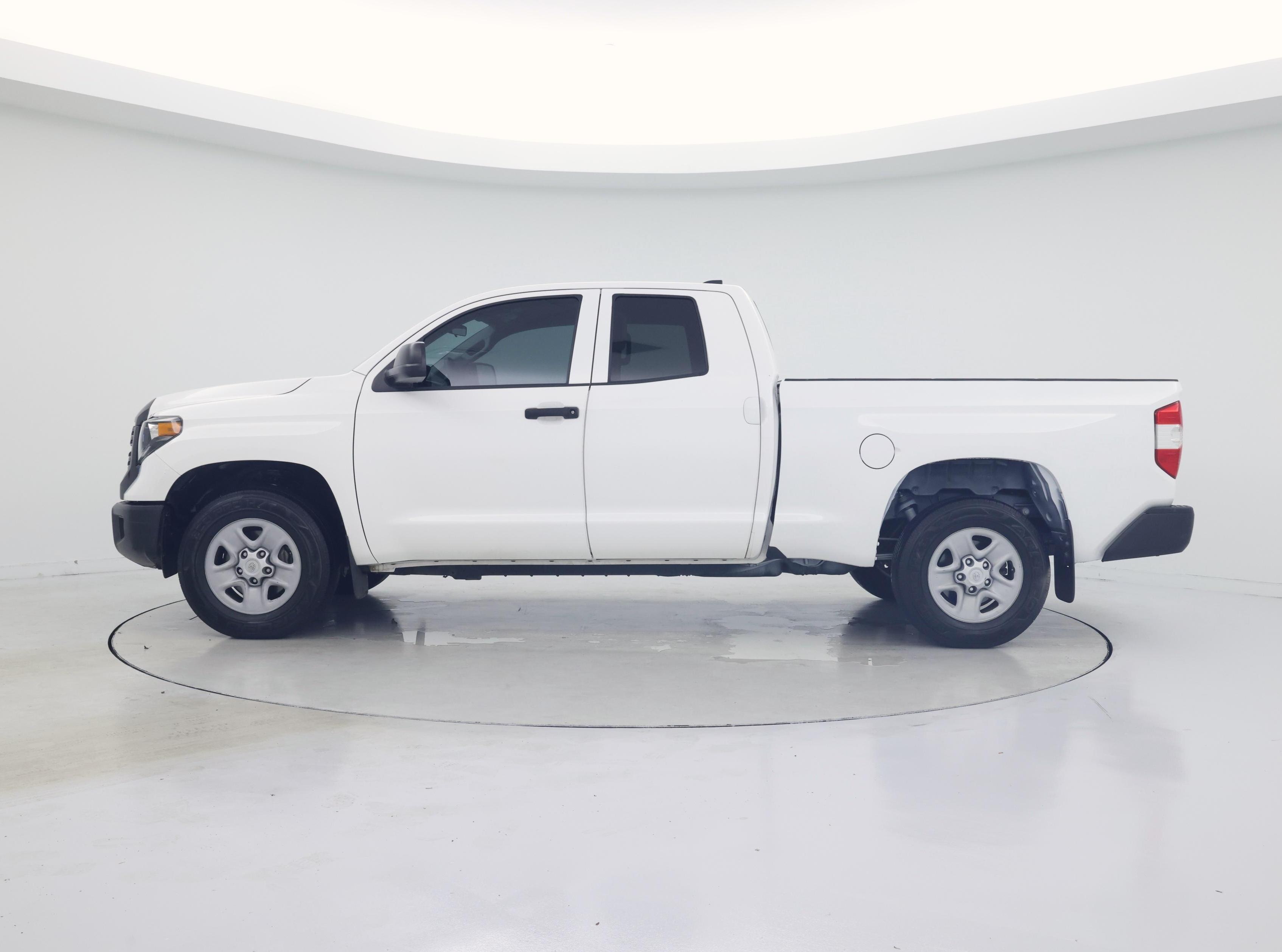 Thumbnail: 2021 Toyota Tundra - 3