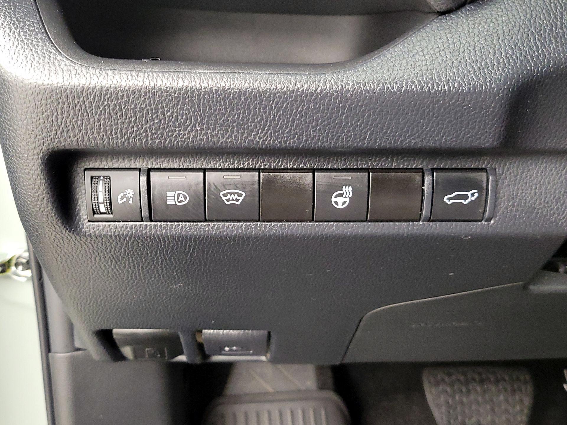 Thumbnail: 2023 Toyota RAV4 - 13