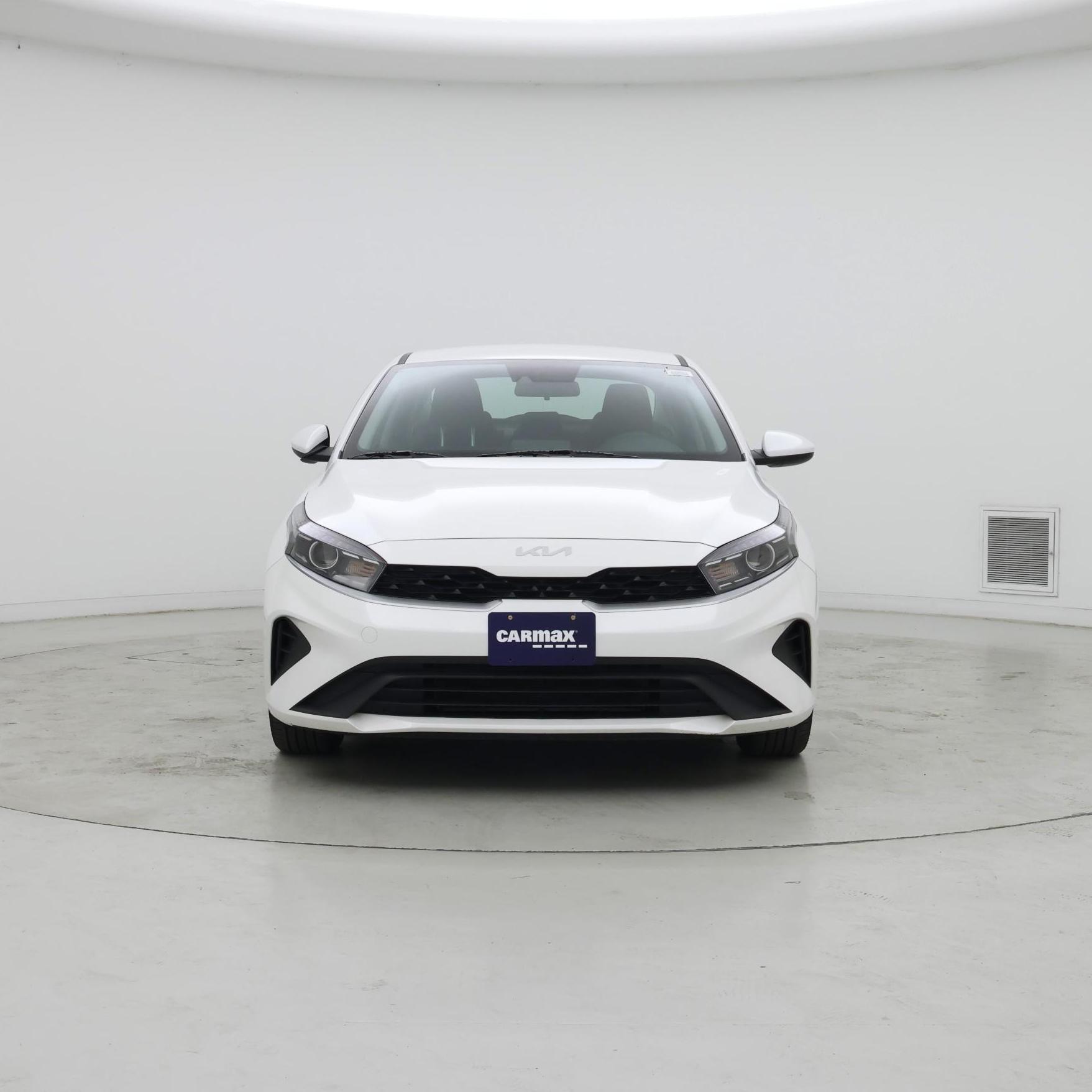Thumbnail: 2024 Kia Forte - 5