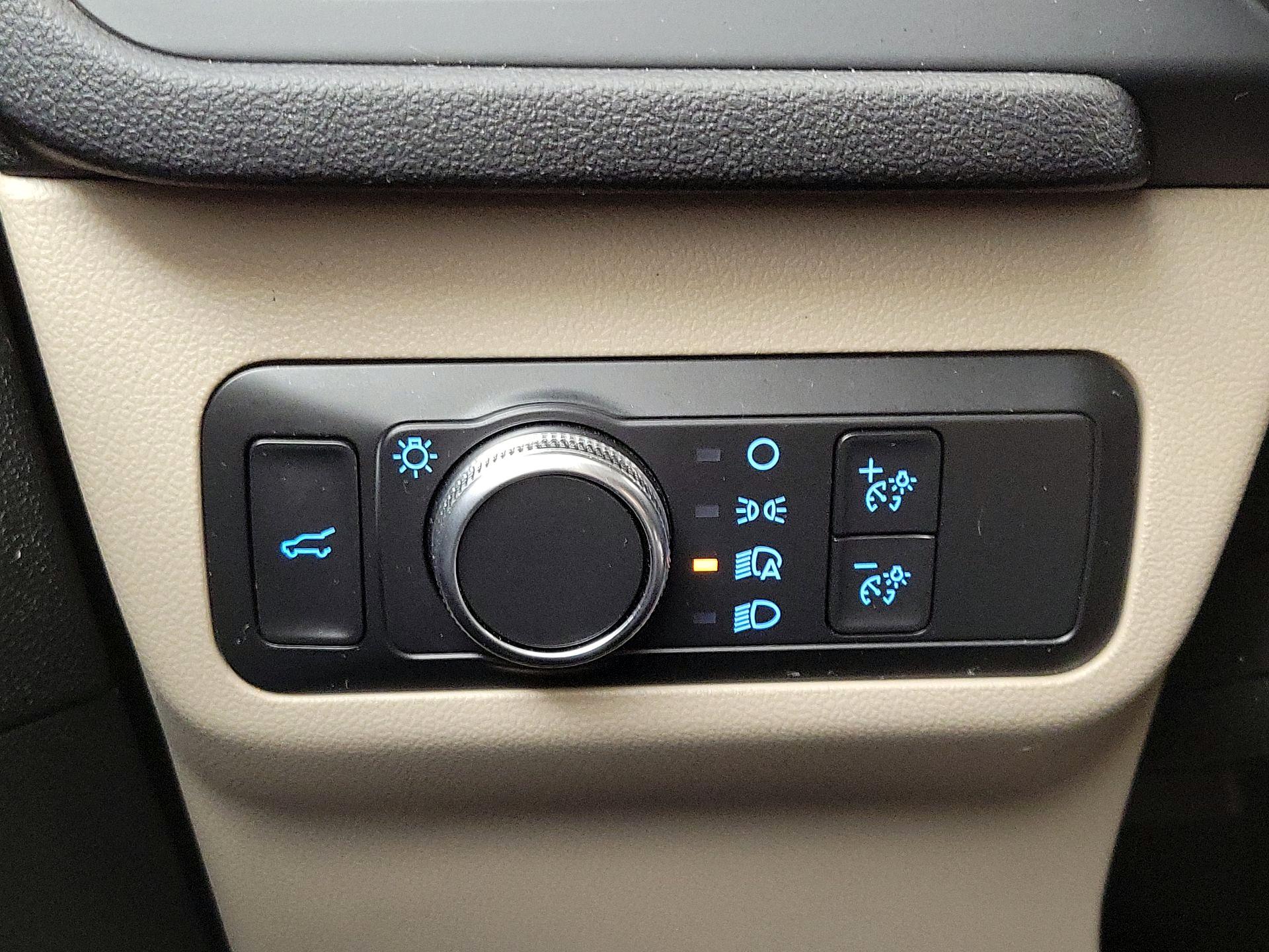 Thumbnail: 2022 Ford Escape - 13