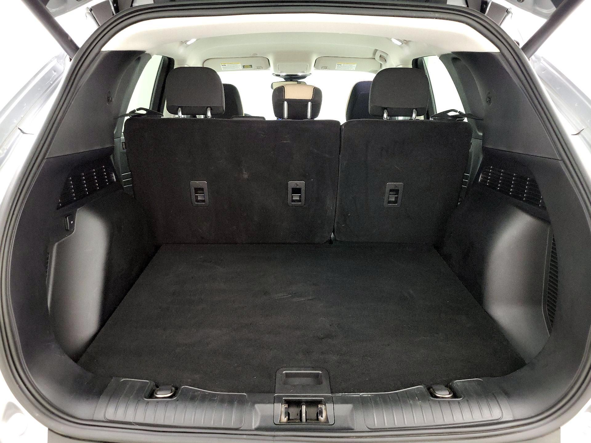 Thumbnail: 2022 Ford Escape - 20