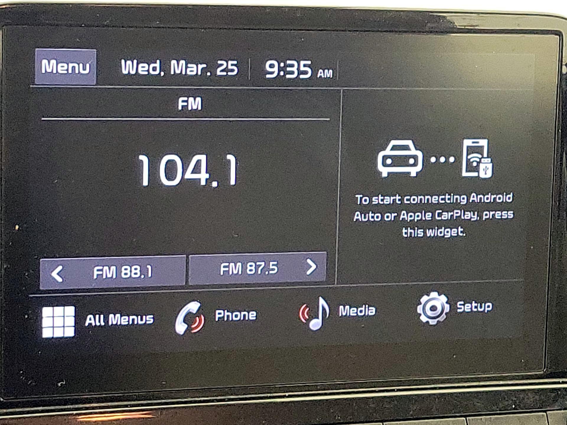 Thumbnail: 2022 Kia Forte - 15