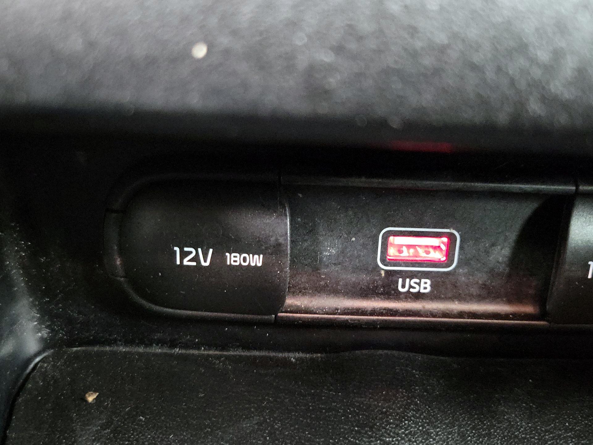 Thumbnail: 2022 Kia Forte - 18