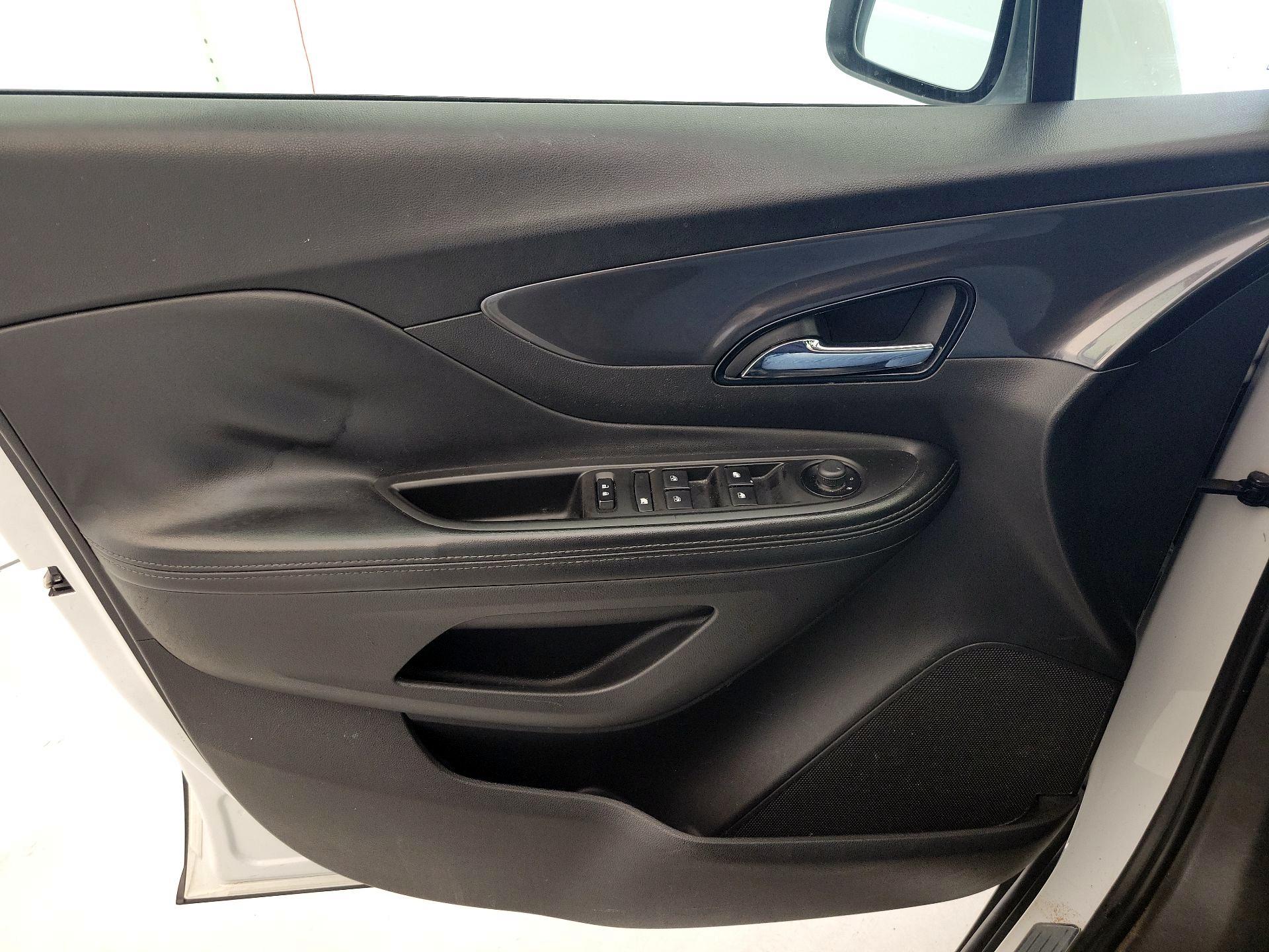 Thumbnail: 2021 Buick Encore - 12