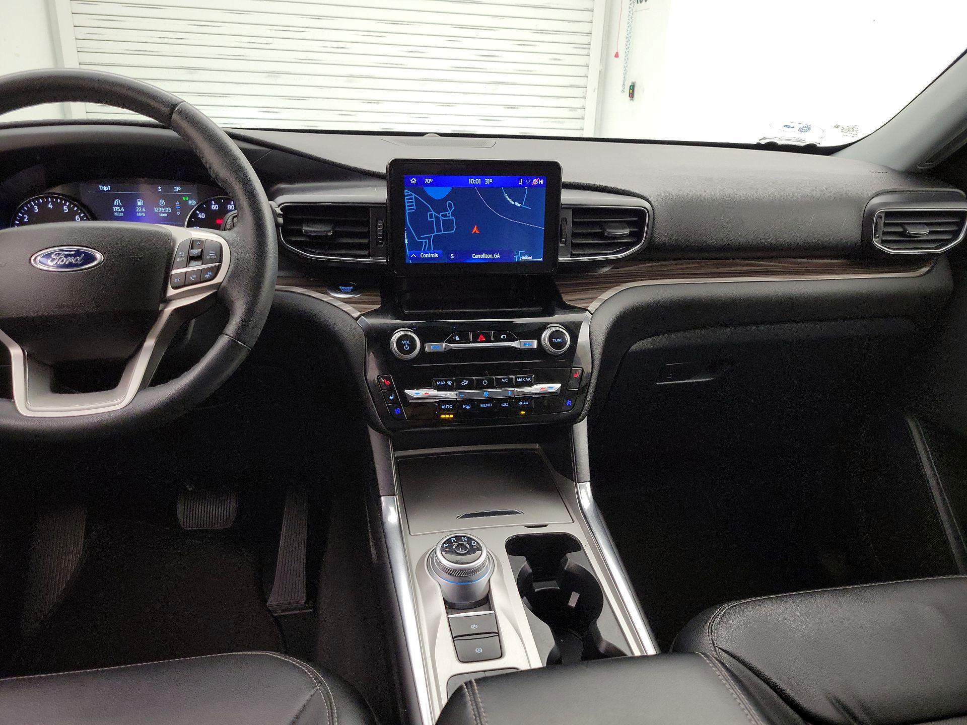 Thumbnail: 2022 Ford Explorer - 9