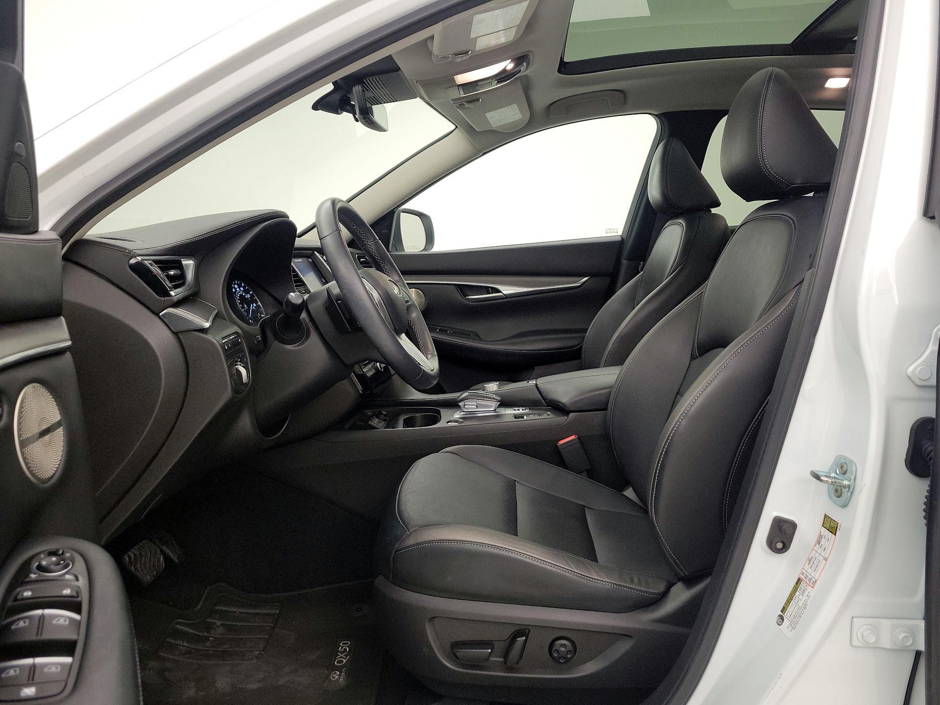 Thumbnail: 2023 INFINITI QX50 - 11