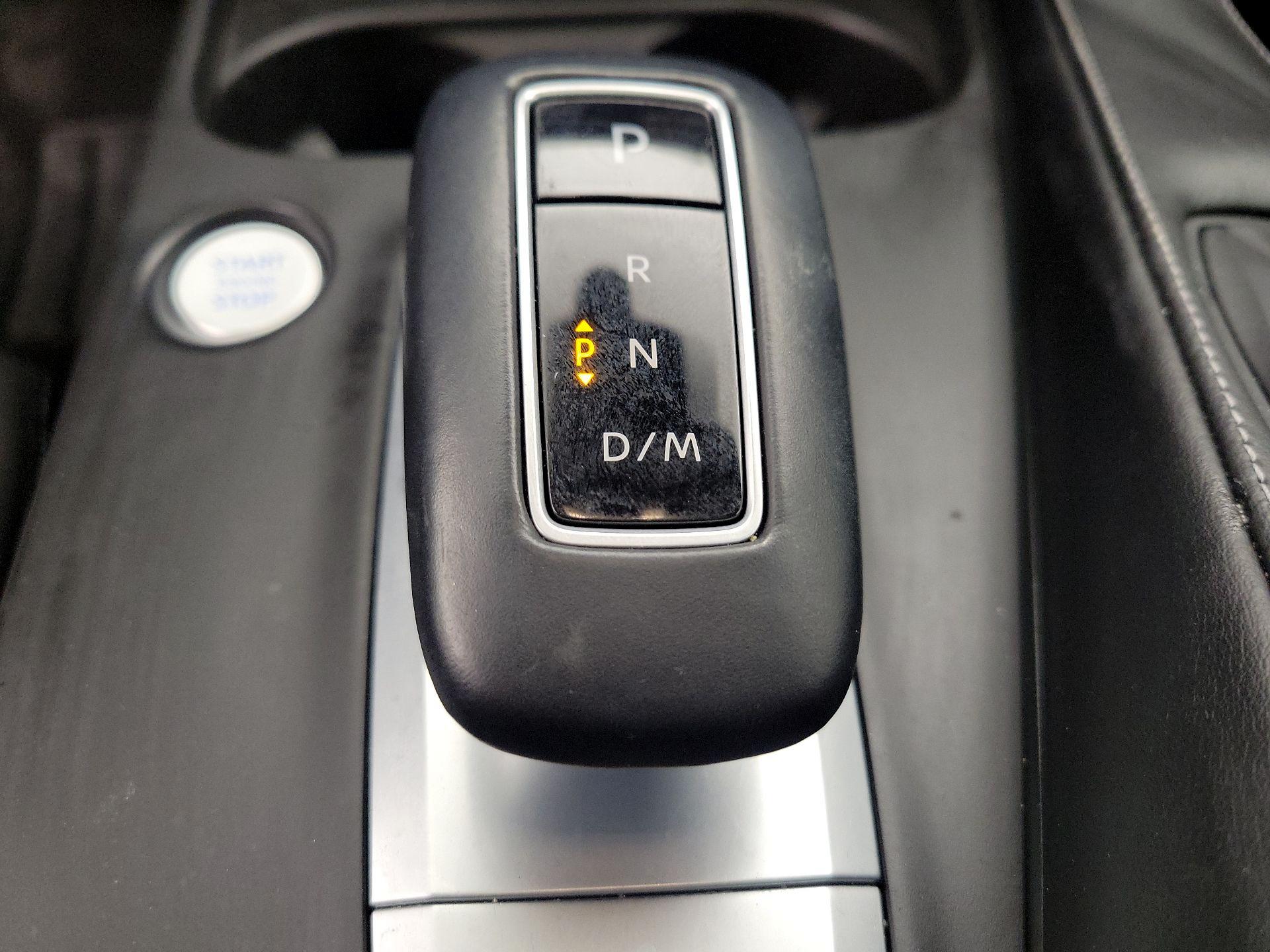 Thumbnail: 2023 INFINITI QX50 - 17