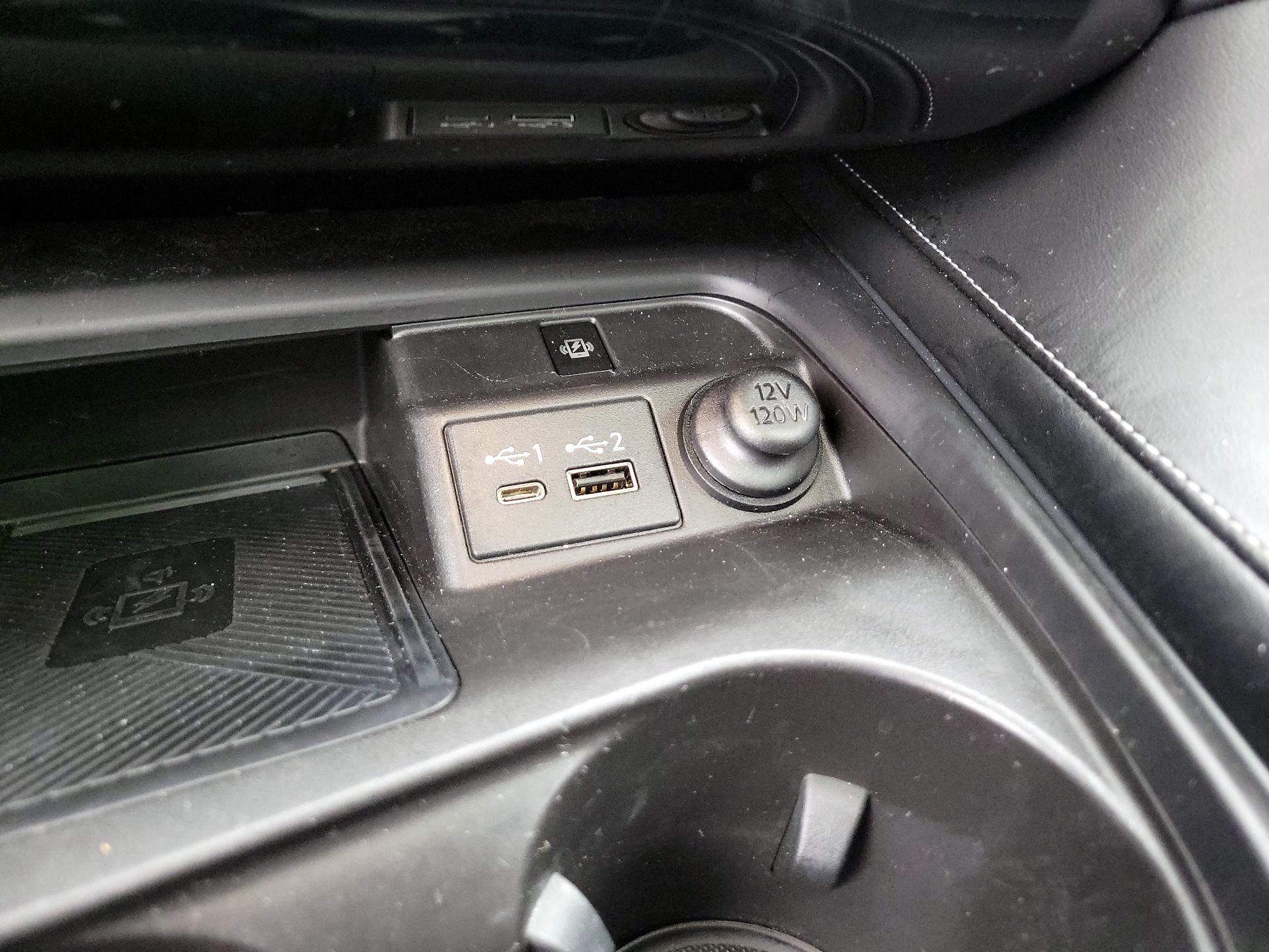 Thumbnail: 2023 INFINITI QX50 - 18