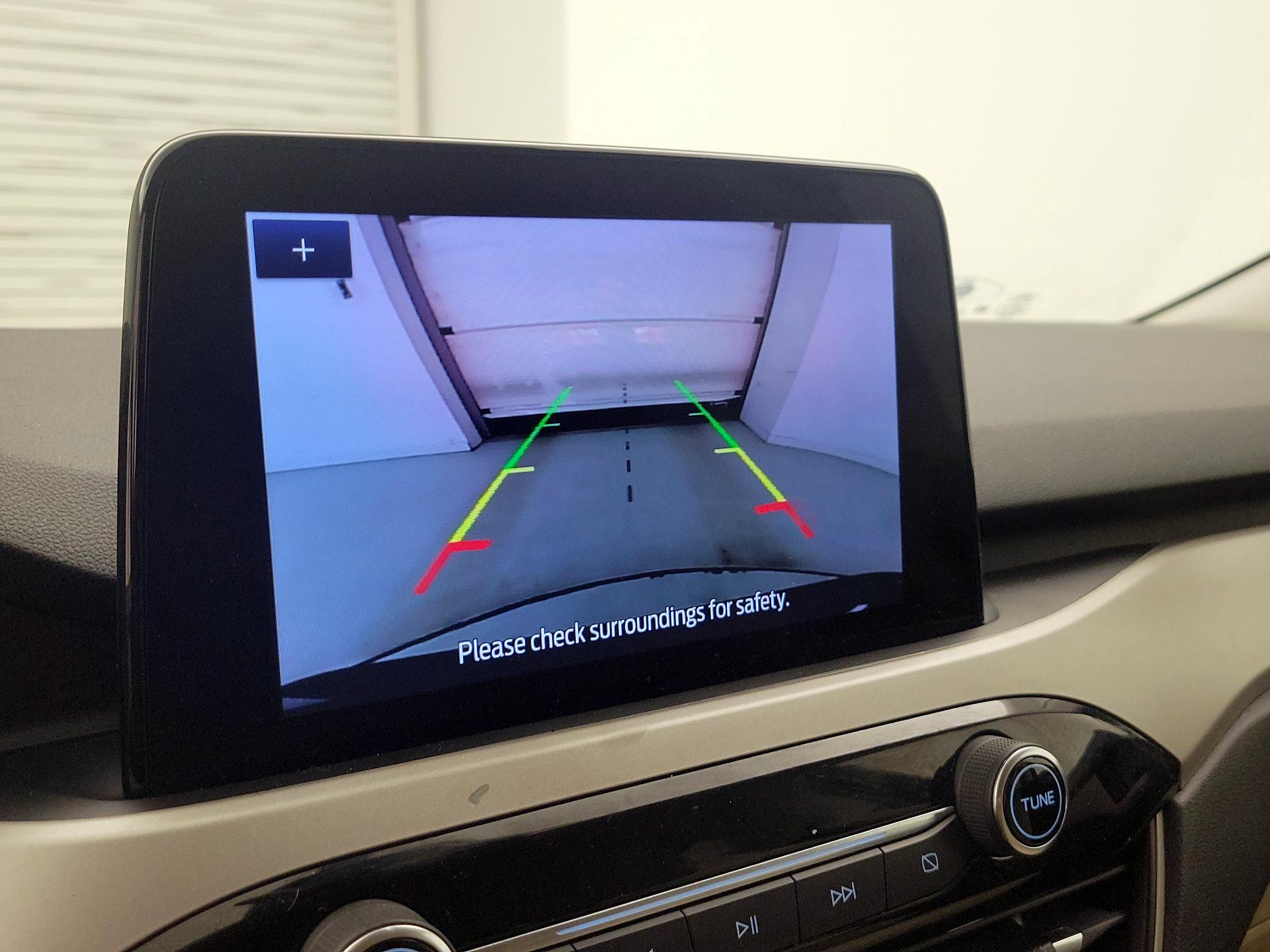 Thumbnail: 2022 Ford Escape - 15