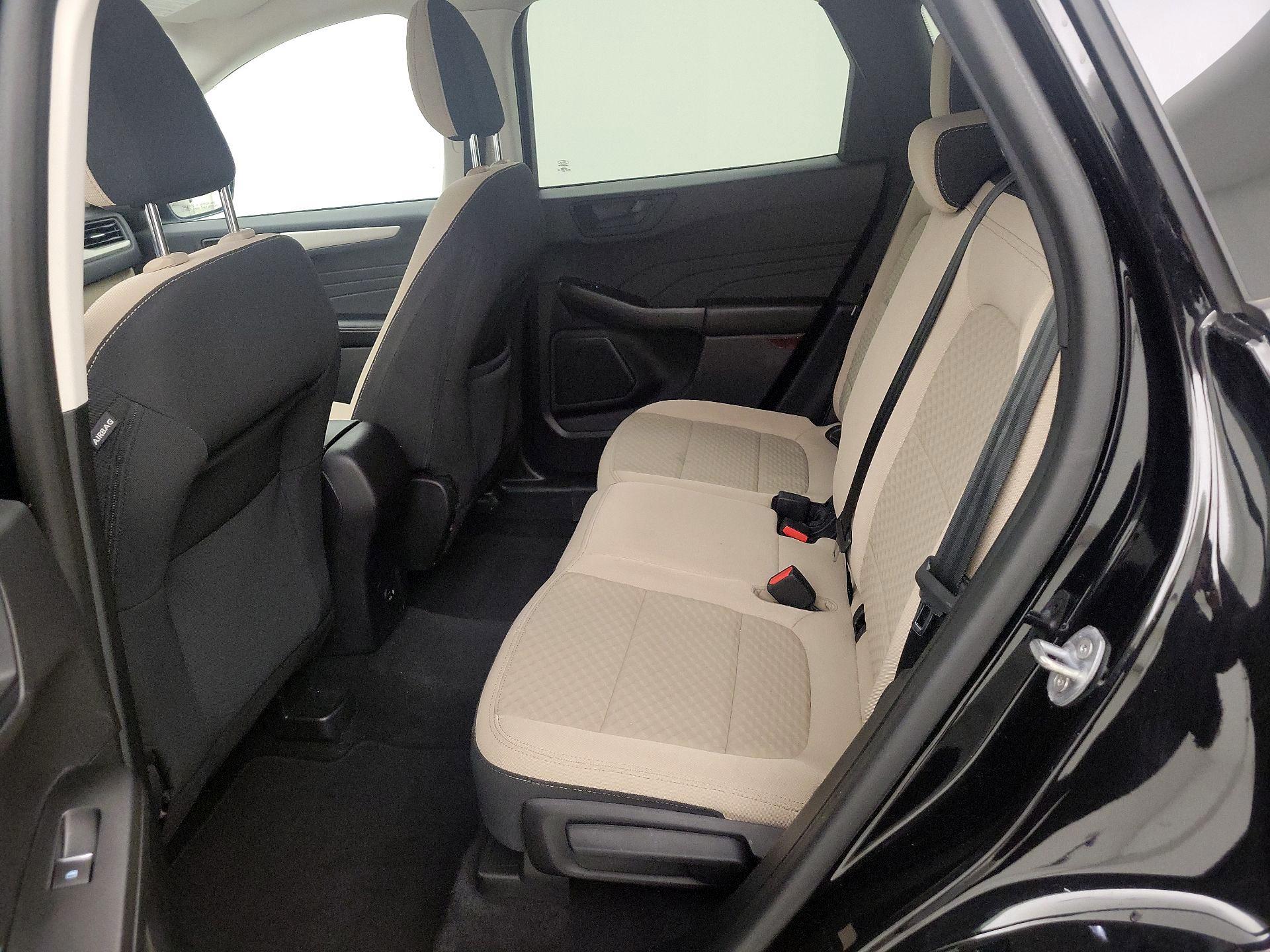 Thumbnail: 2022 Ford Escape - 20