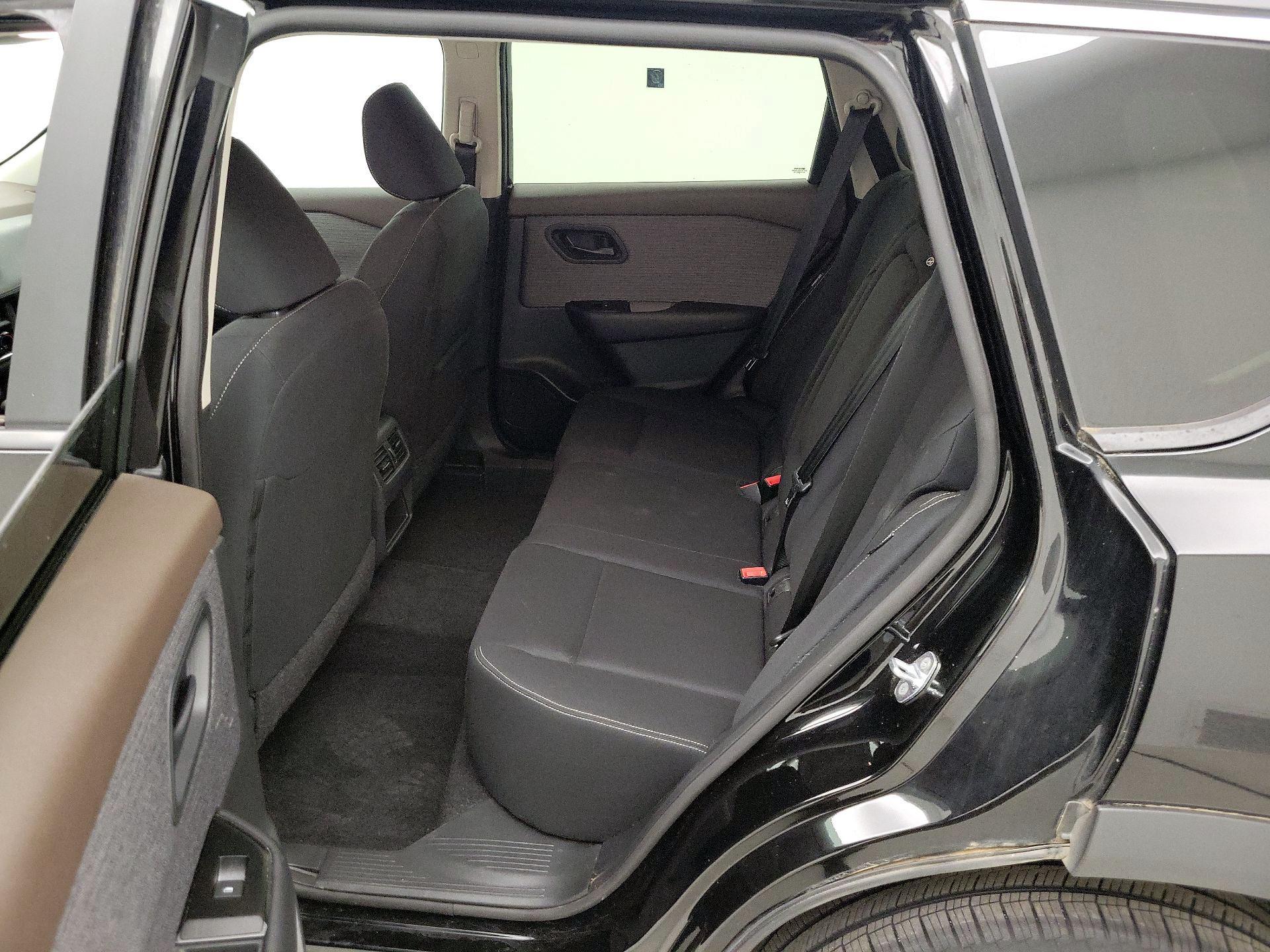 Thumbnail: 2023 Nissan Rogue - 19