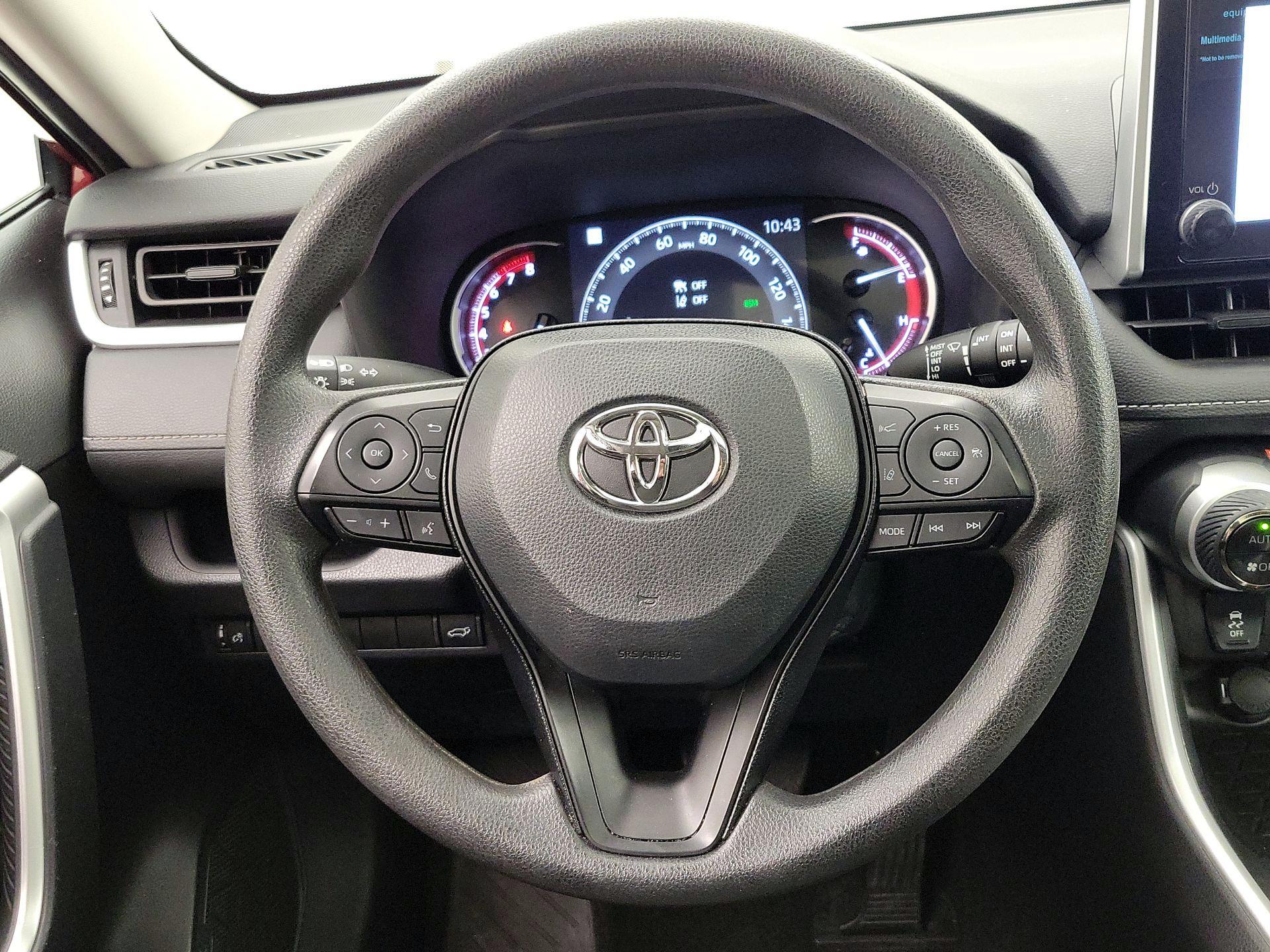 Thumbnail: 2024 Toyota RAV4 - 10