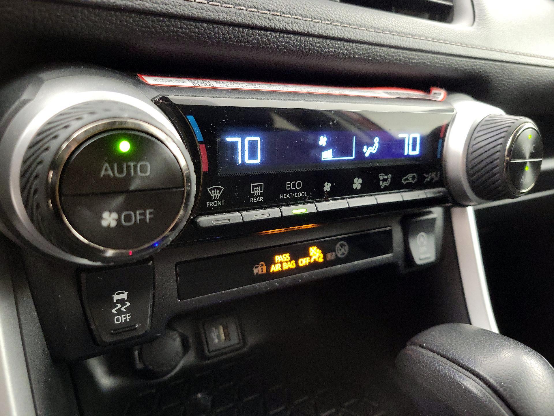 Thumbnail: 2024 Toyota RAV4 - 16