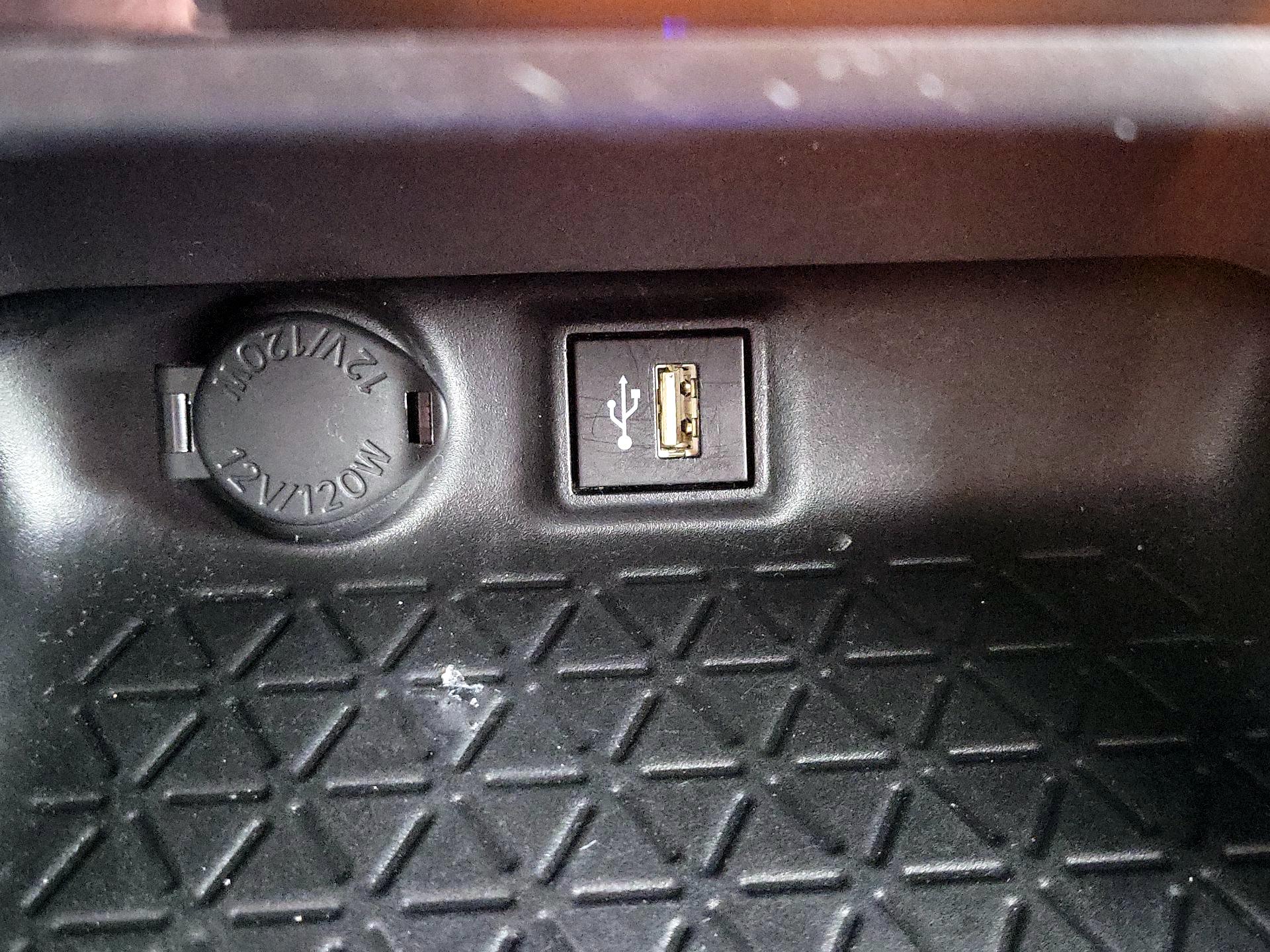 Thumbnail: 2024 Toyota RAV4 - 18