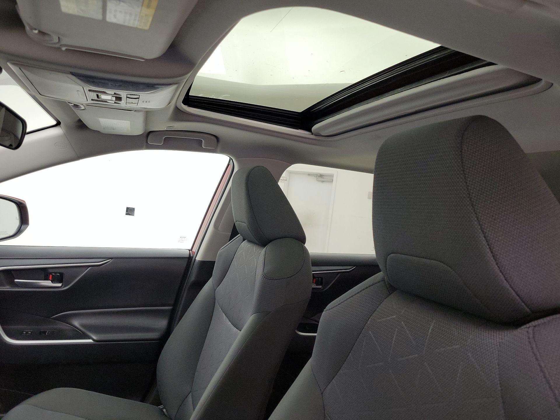 Thumbnail: 2024 Toyota RAV4 - 19