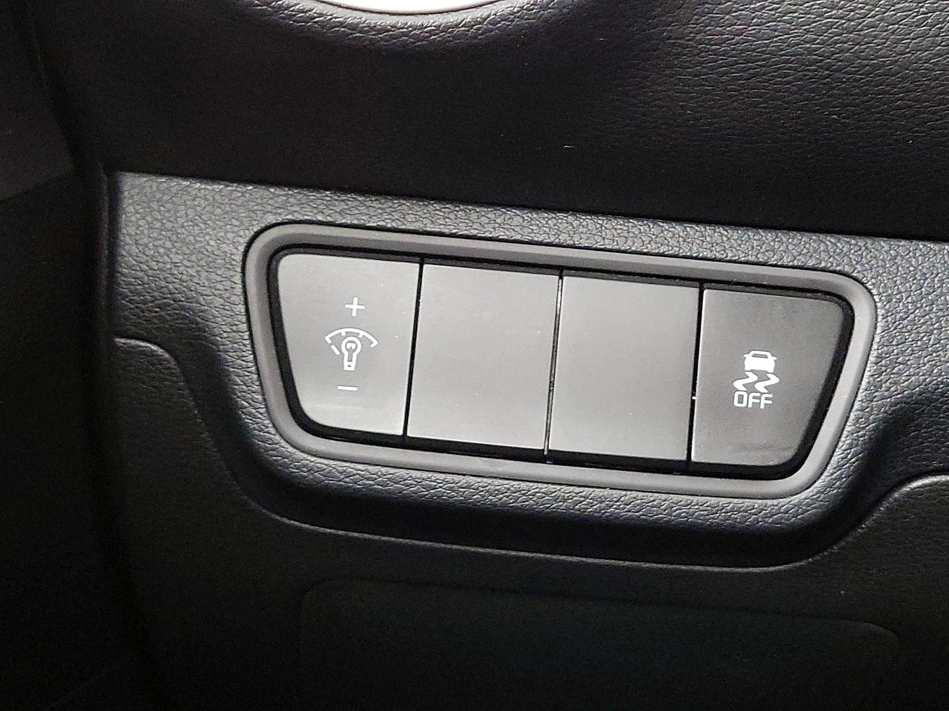 Thumbnail: 2024 Kia Forte - 13