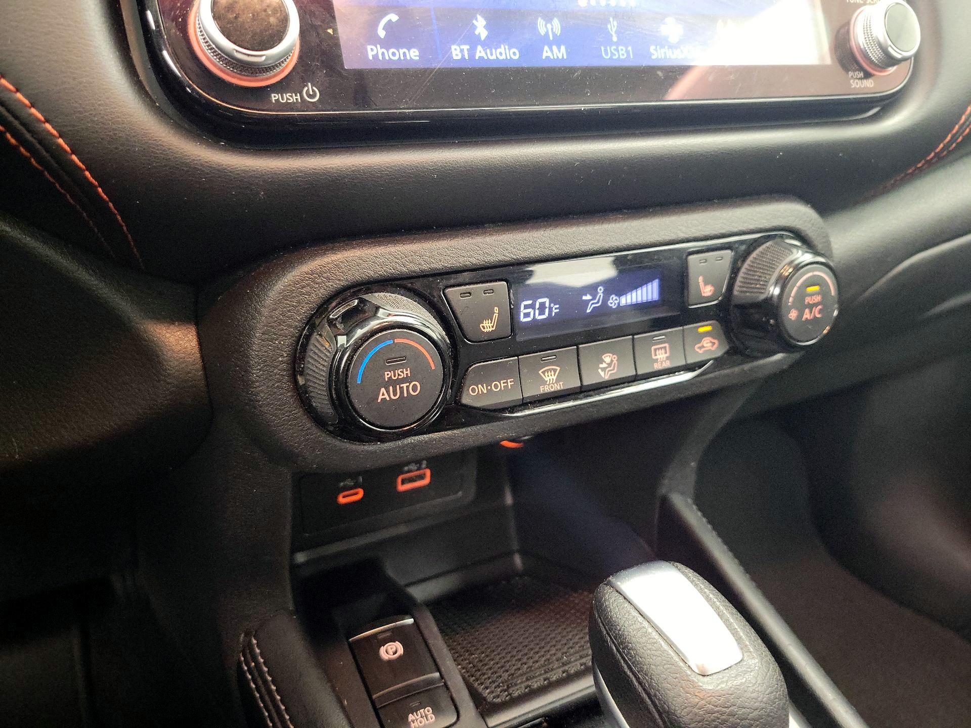 Thumbnail: 2023 Nissan Kicks - 16