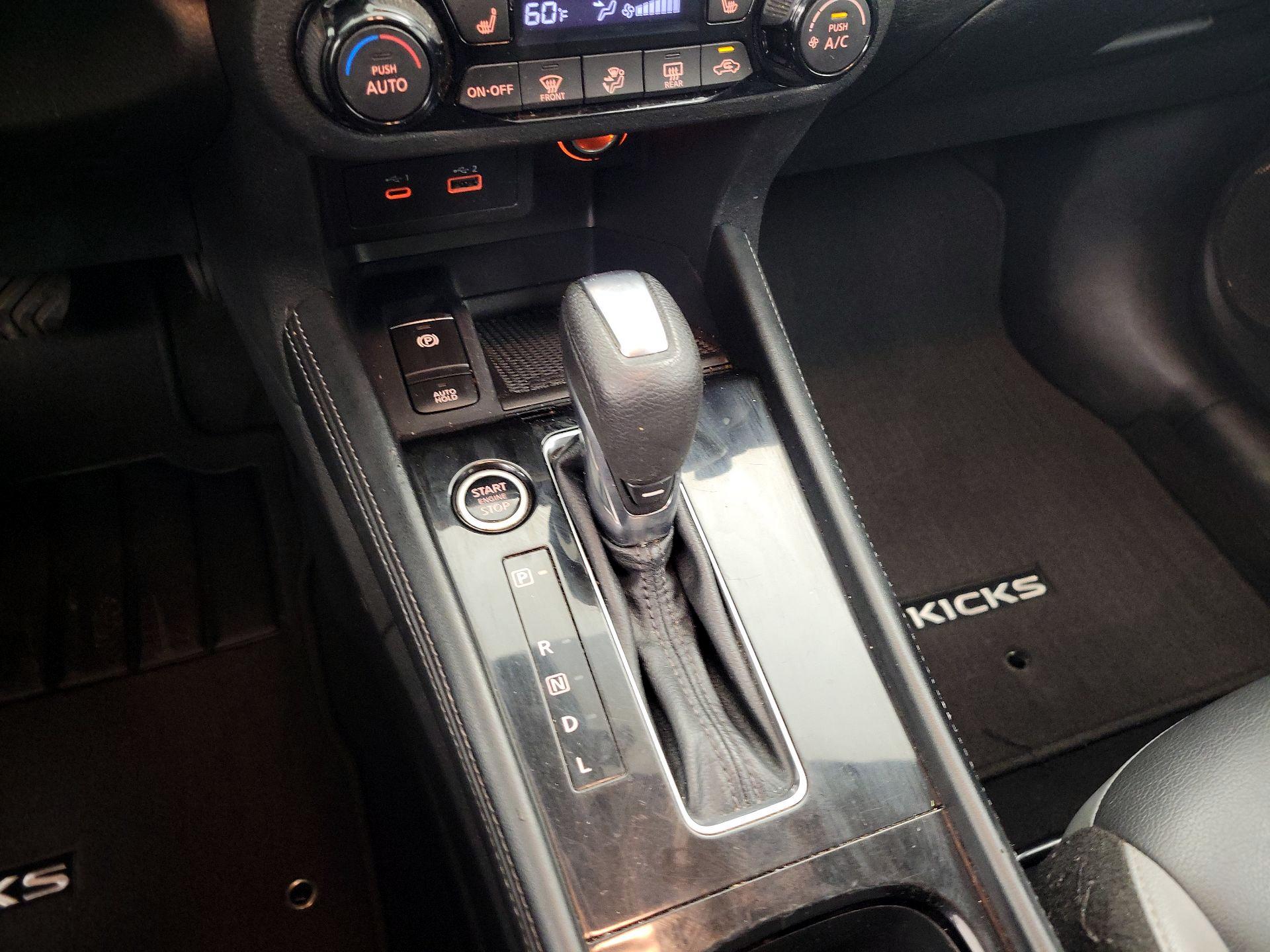 Thumbnail: 2023 Nissan Kicks - 17