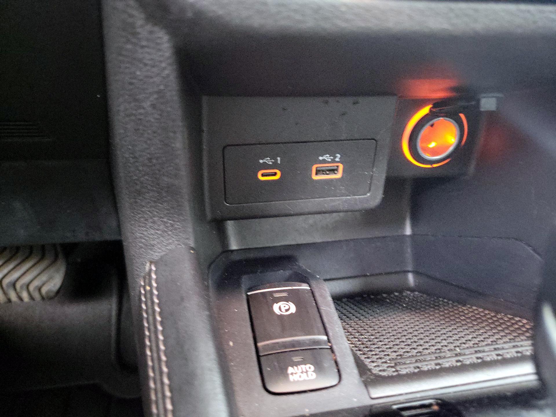 Thumbnail: 2023 Nissan Kicks - 18