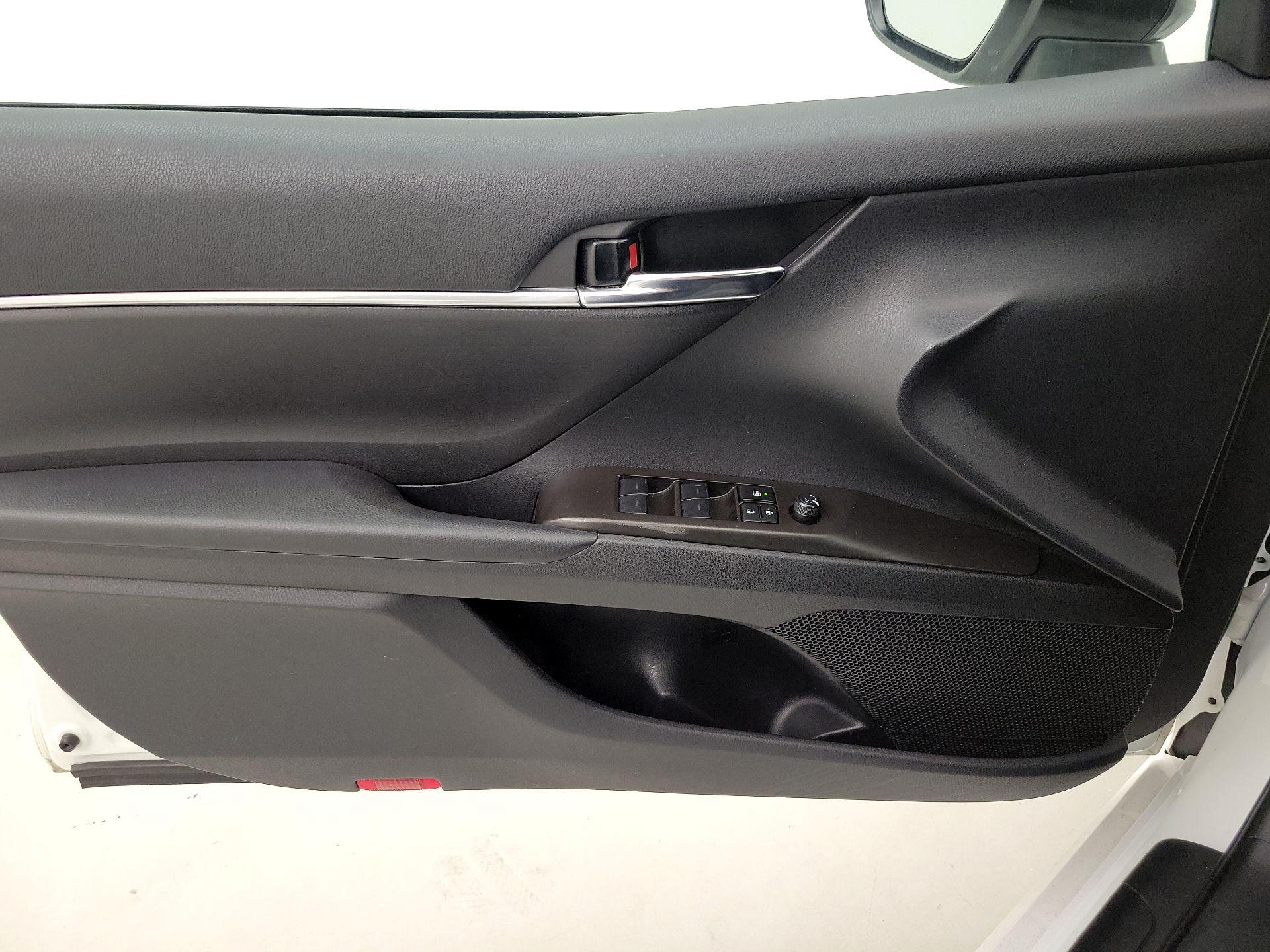 Thumbnail: 2024 Toyota Camry - 12