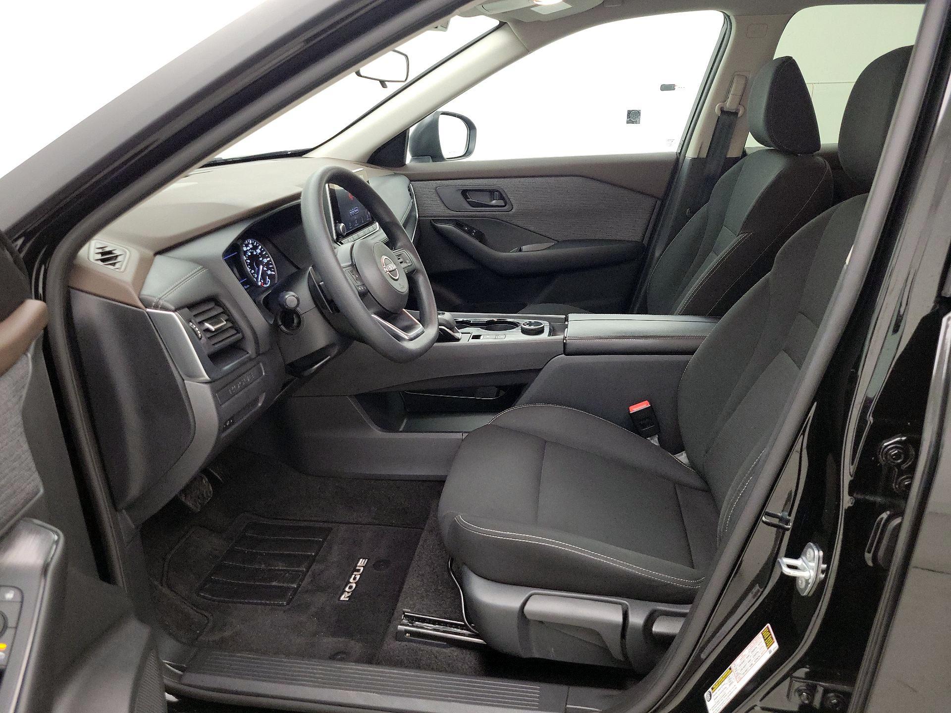 Thumbnail: 2023 Nissan Rogue - 11