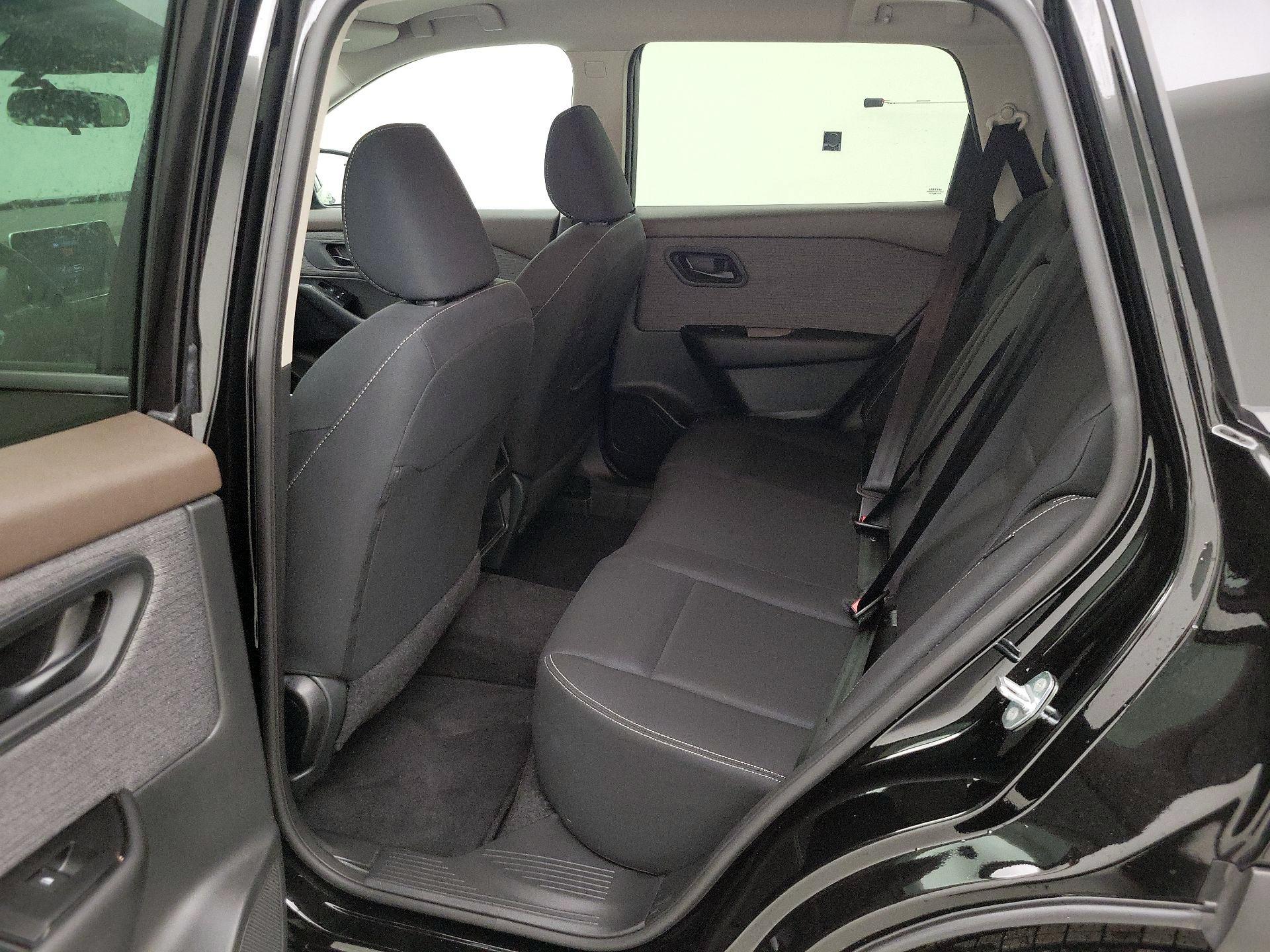 Thumbnail: 2023 Nissan Rogue - 19