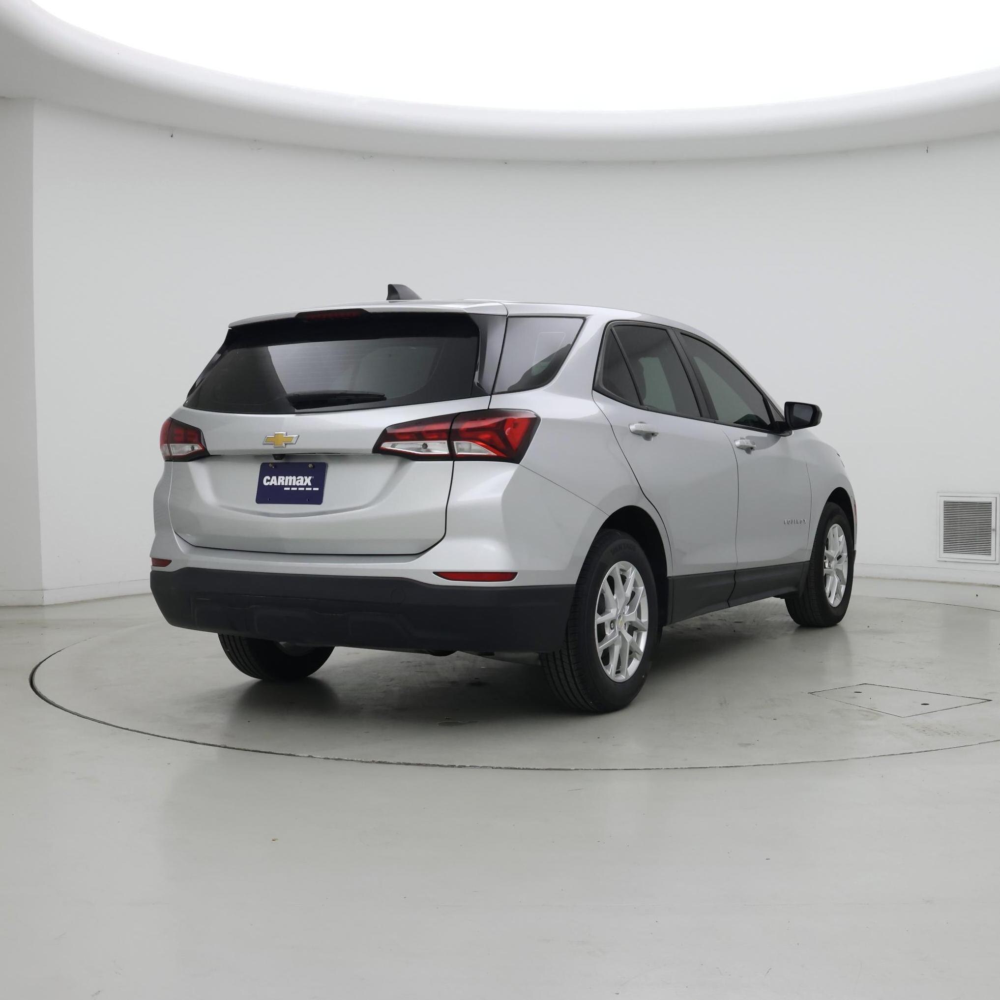 Thumbnail: 2022 Chevrolet Equinox - 8