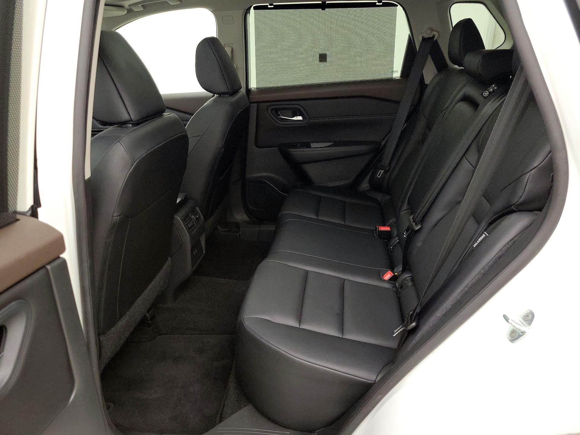 Thumbnail: 2023 Nissan Rogue - 20