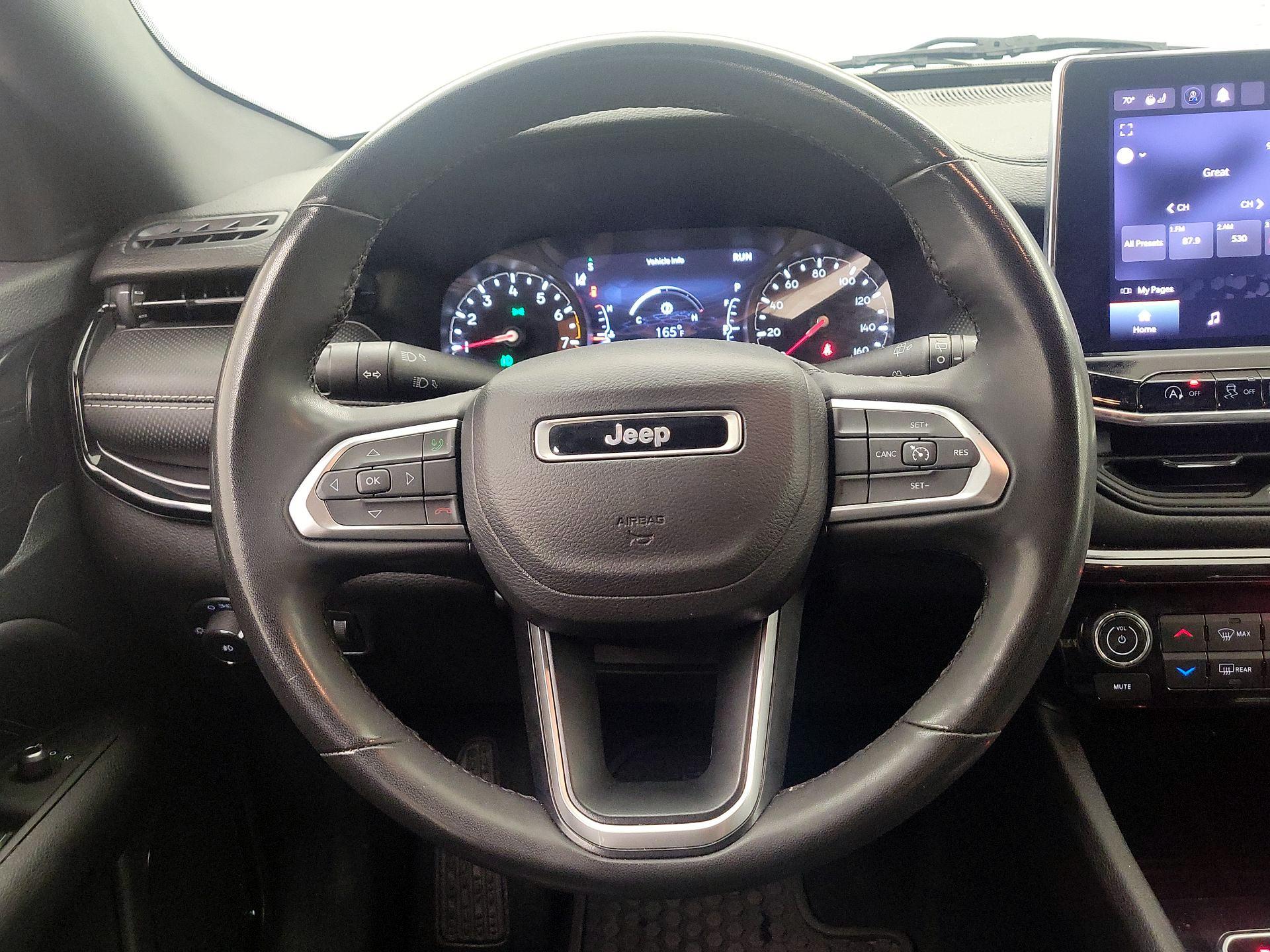 Thumbnail: 2023 Jeep Compass - 10