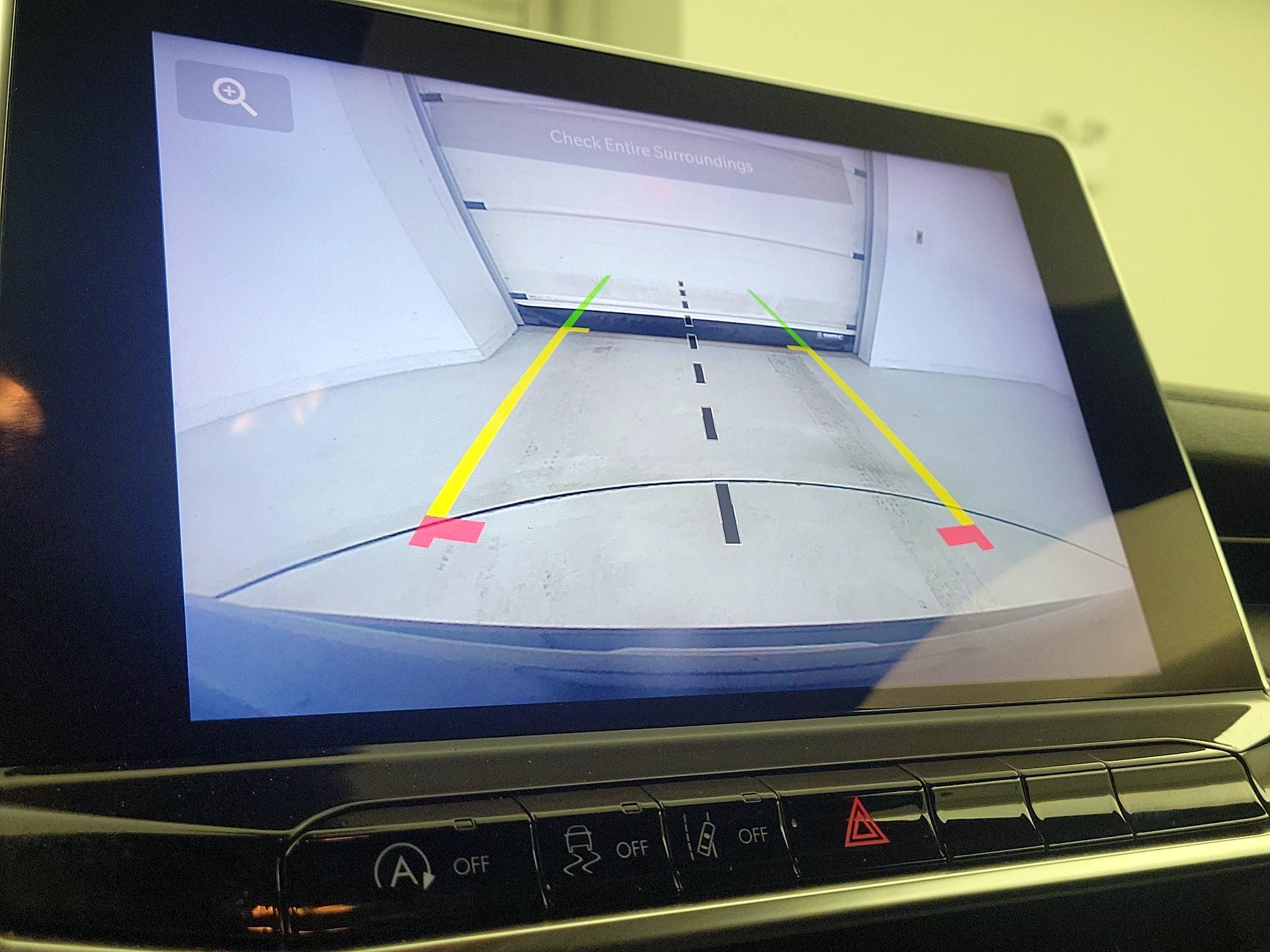 Thumbnail: 2023 Jeep Compass - 14