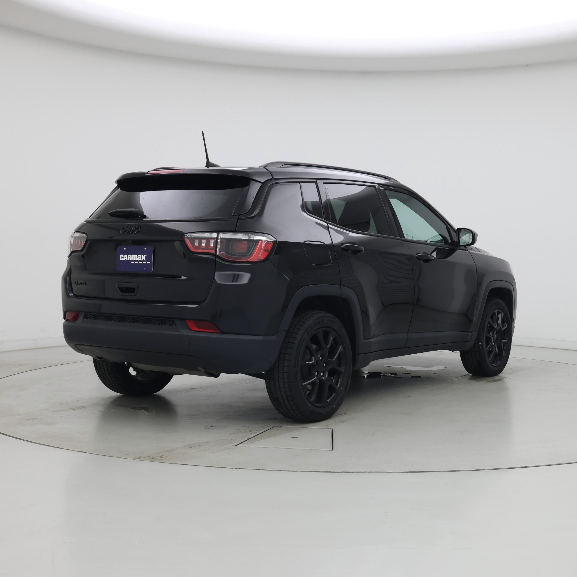 Thumbnail: 2023 Jeep Compass - 8
