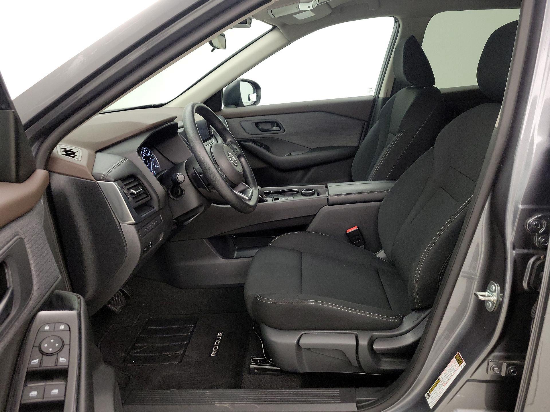 Thumbnail: 2023 Nissan Rogue - 11