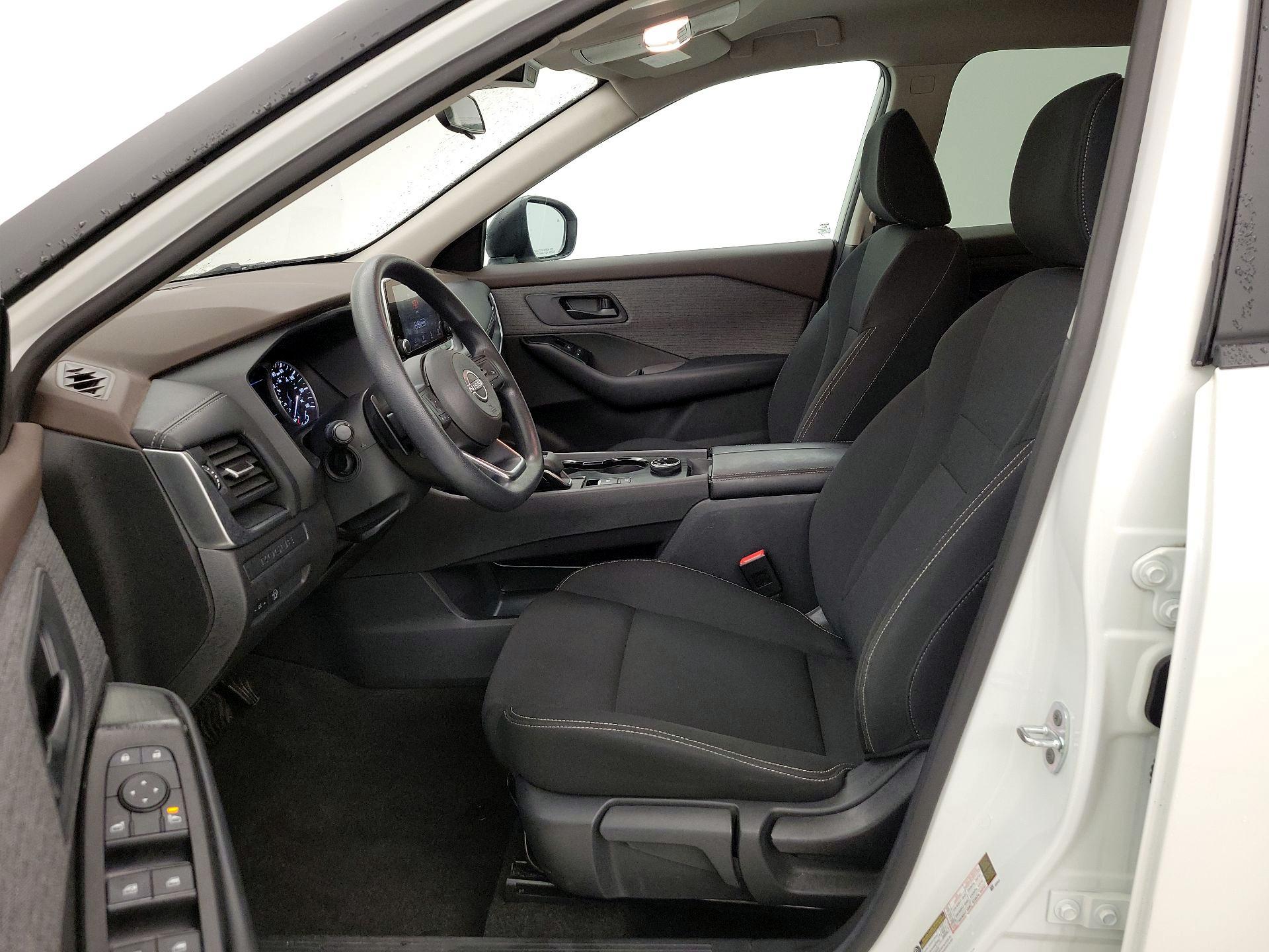 Thumbnail: 2023 Nissan Rogue - 11