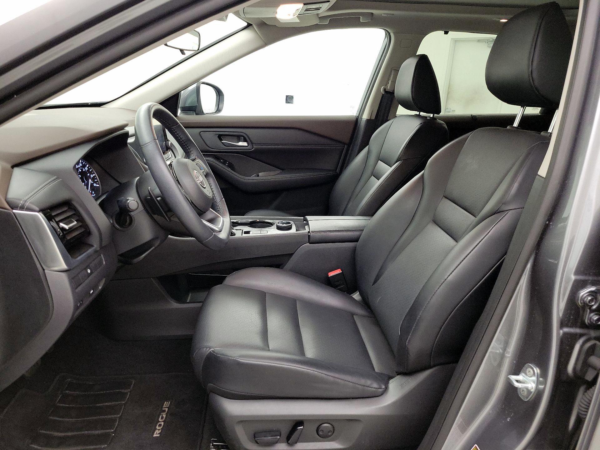 Thumbnail: 2023 Nissan Rogue - 11