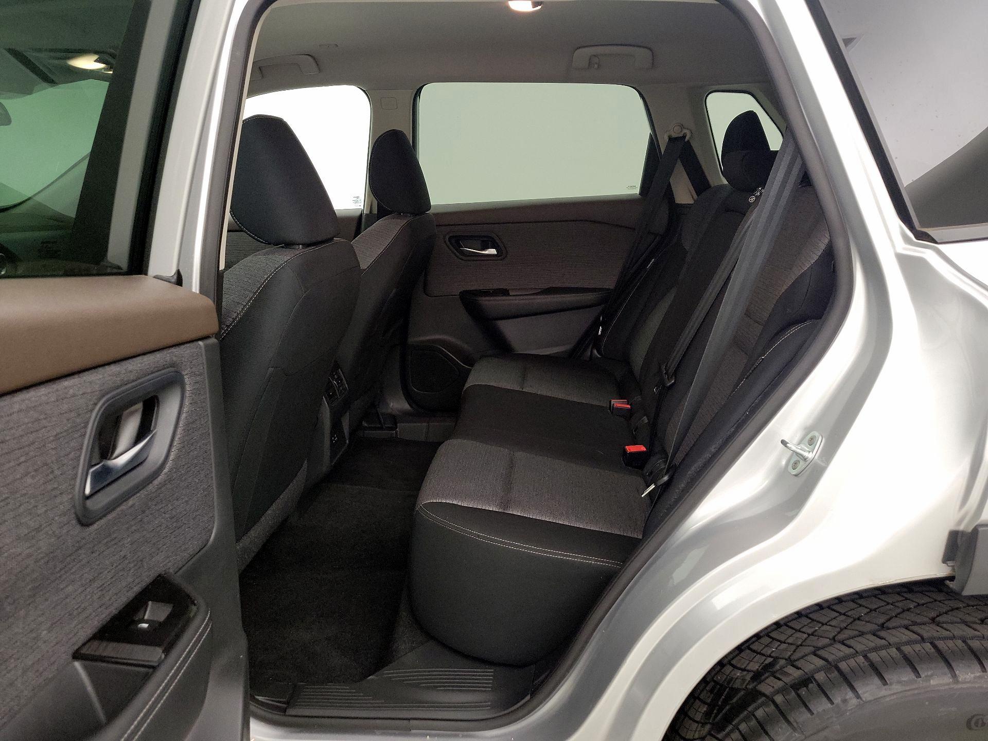 Thumbnail: 2023 Nissan Rogue - 19