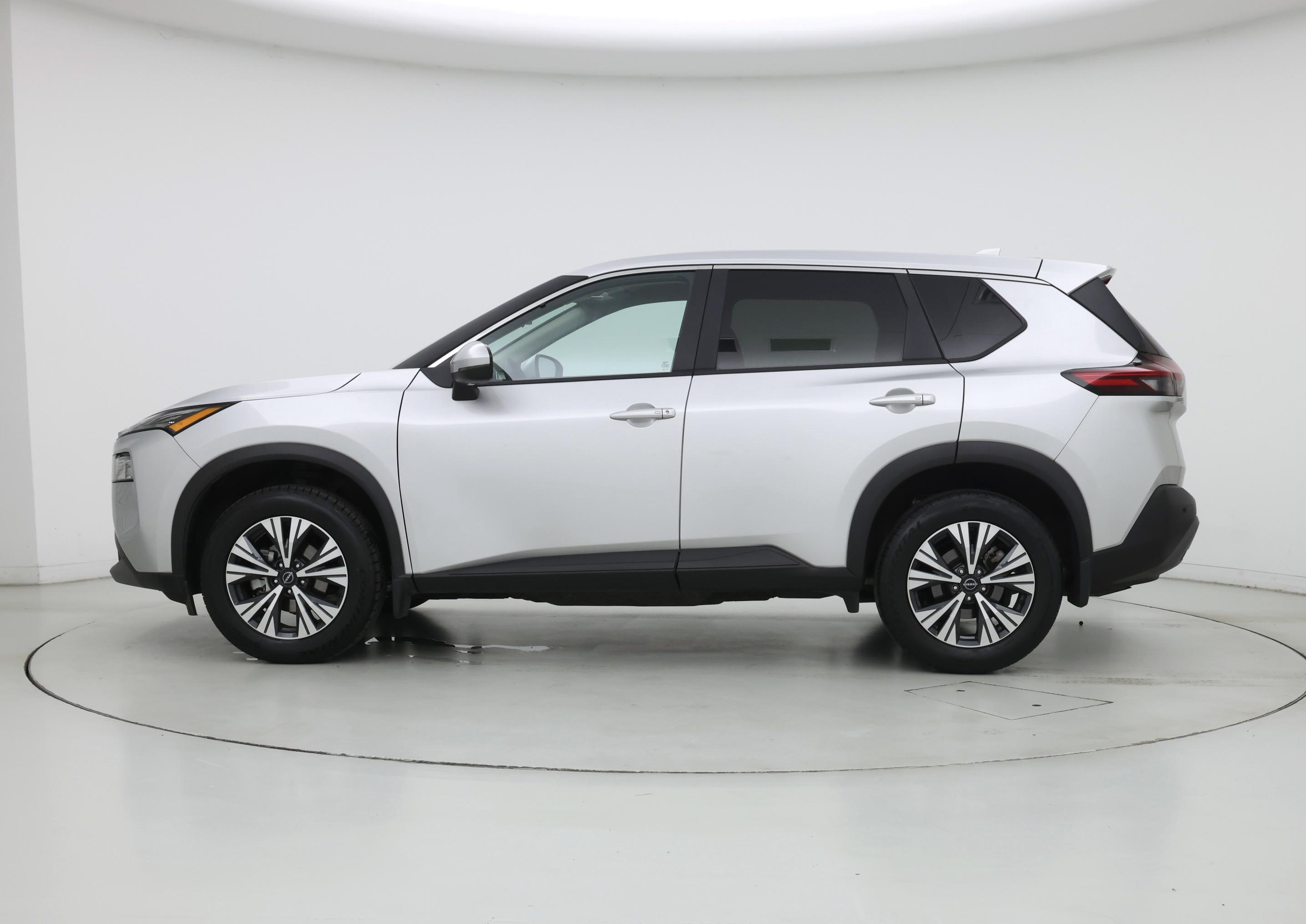 Thumbnail: 2023 Nissan Rogue - 3