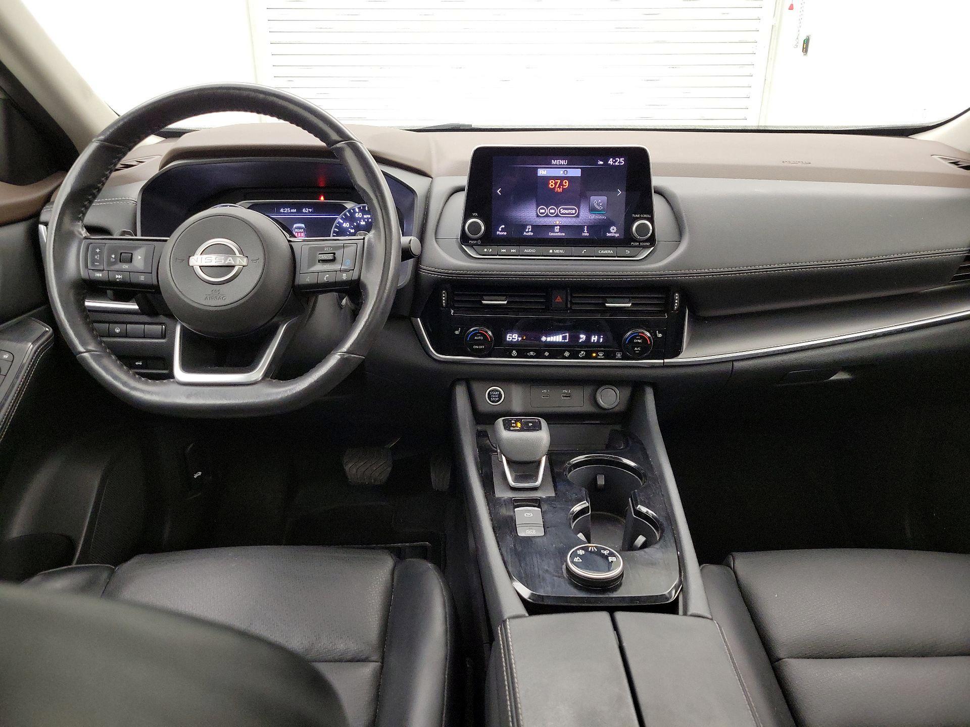 Thumbnail: 2023 Nissan Rogue - 9