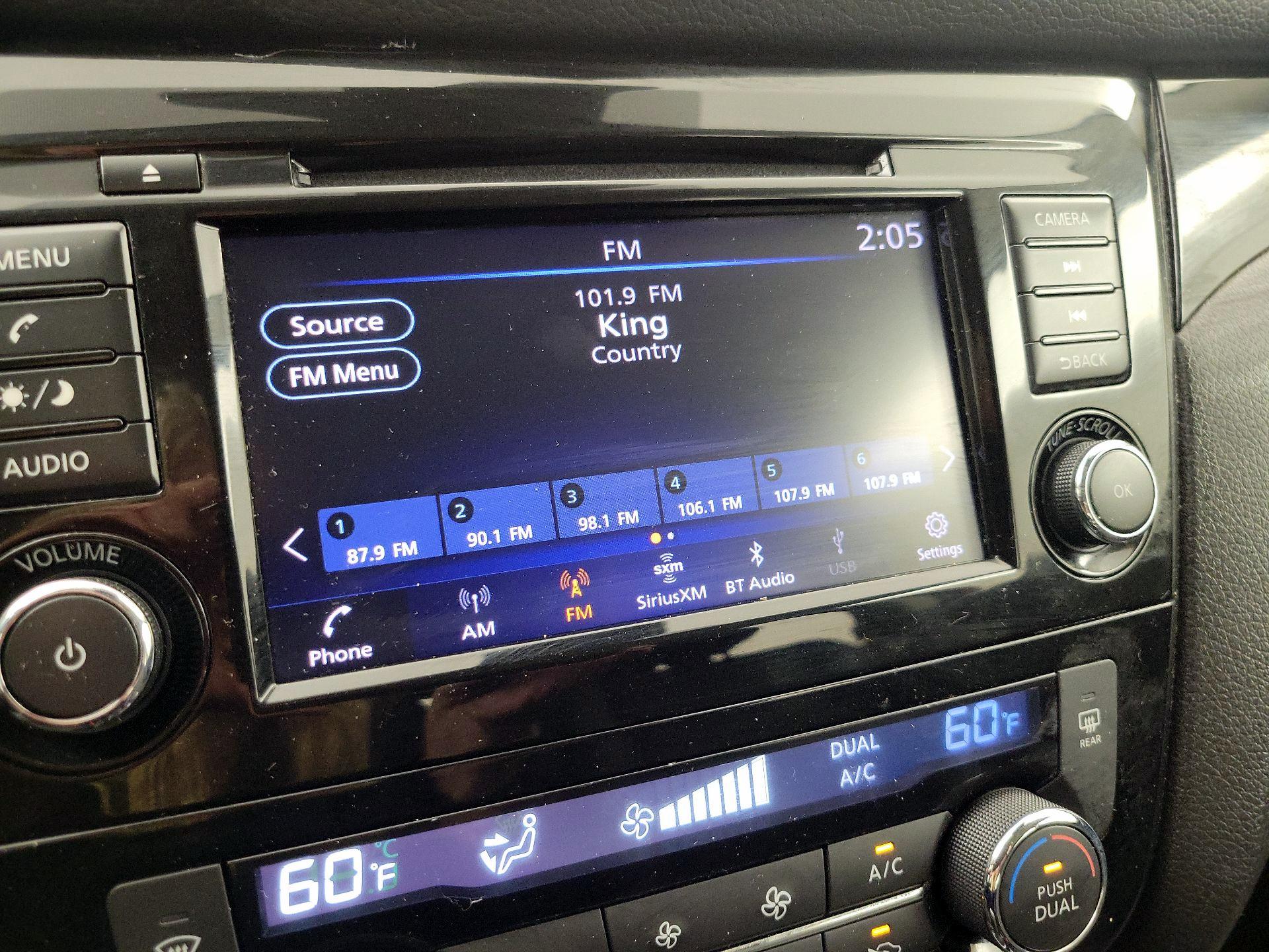 Thumbnail: 2022 Nissan Rogue Sport - 15