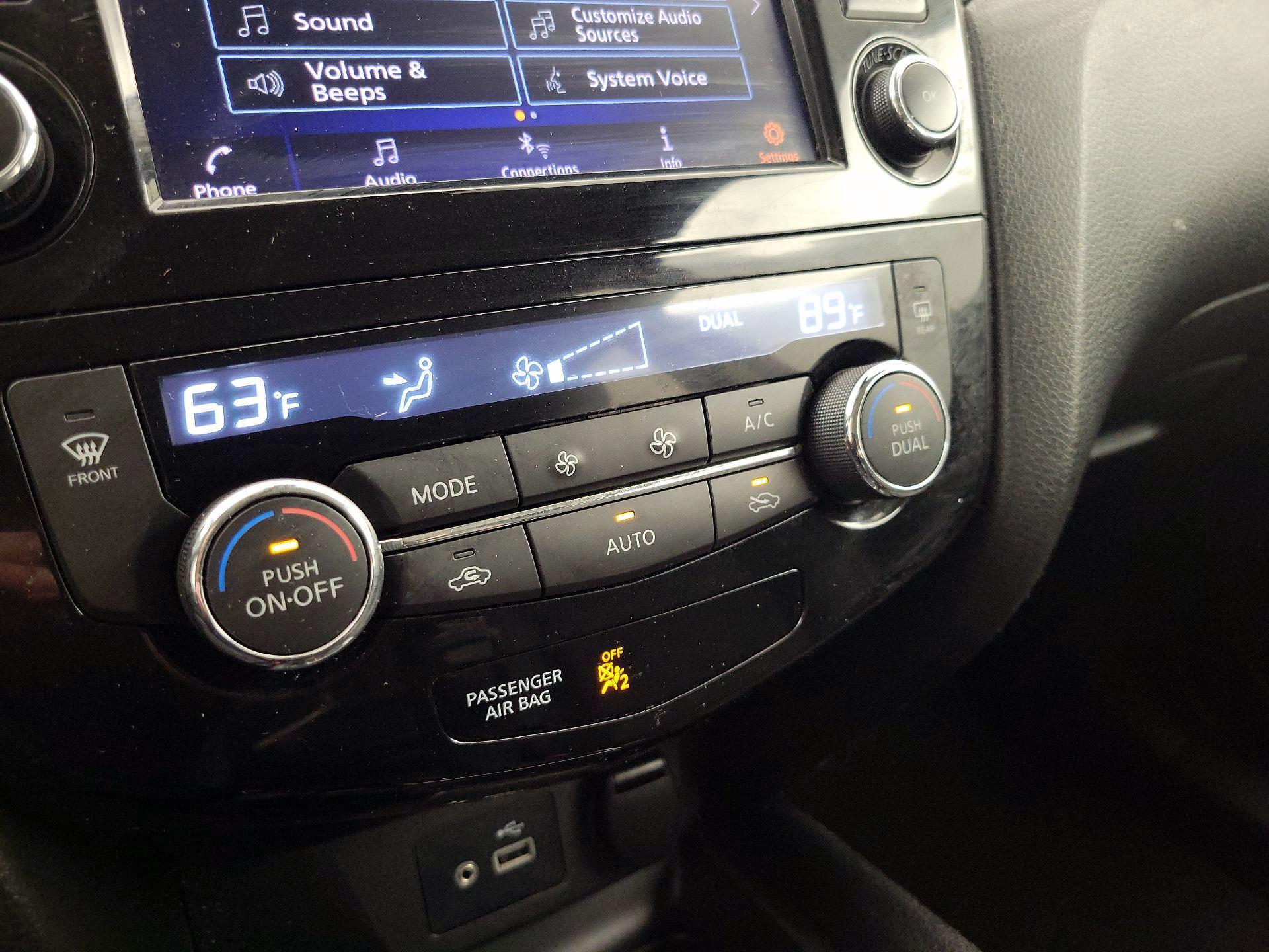 Thumbnail: 2022 Nissan Rogue Sport - 16