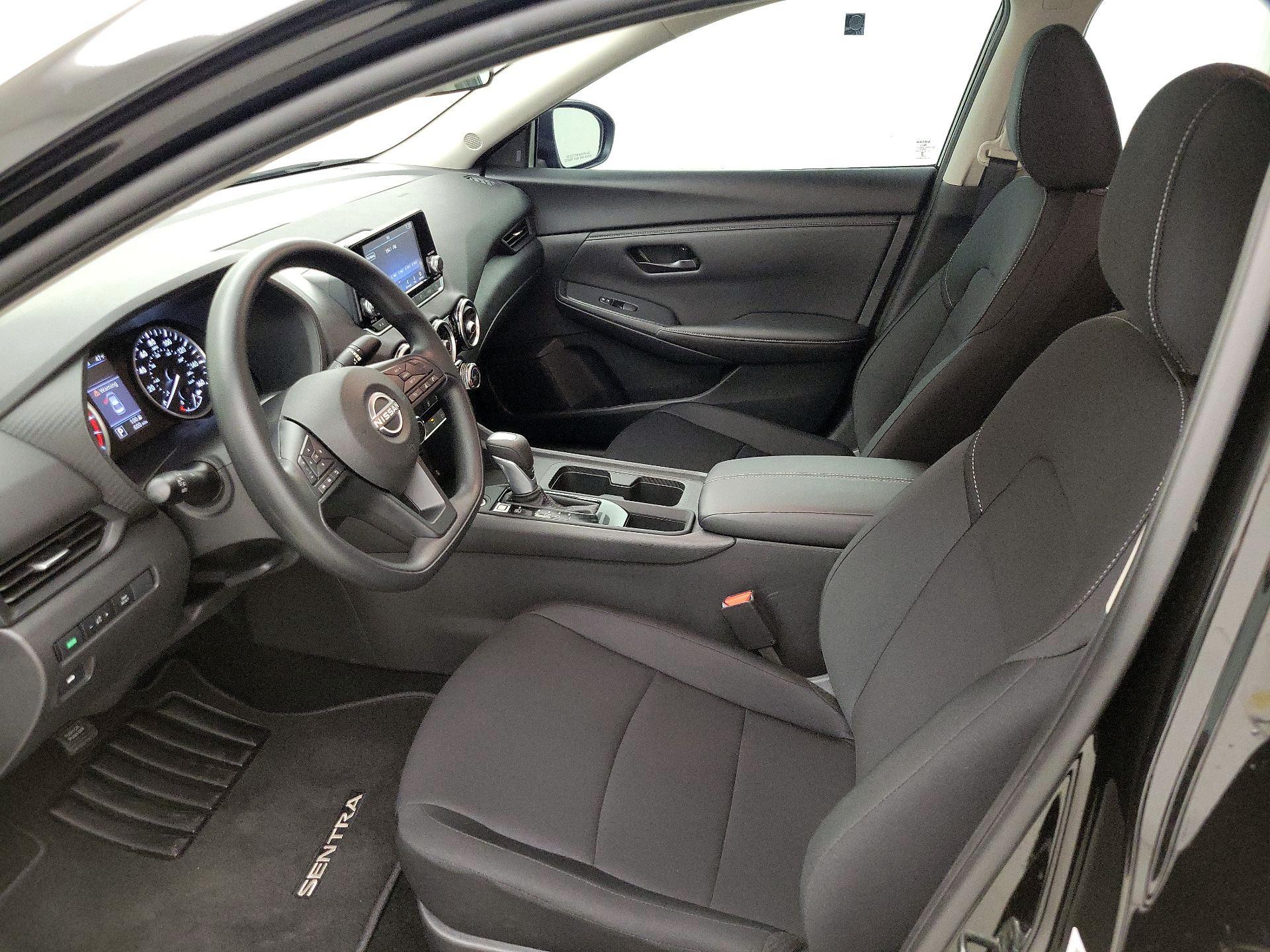 Thumbnail: 2025 Nissan Sentra - 11