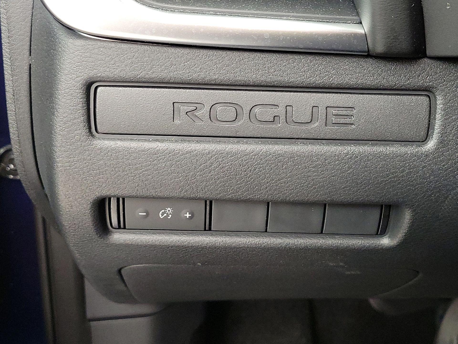 Thumbnail: 2023 Nissan Rogue - 13