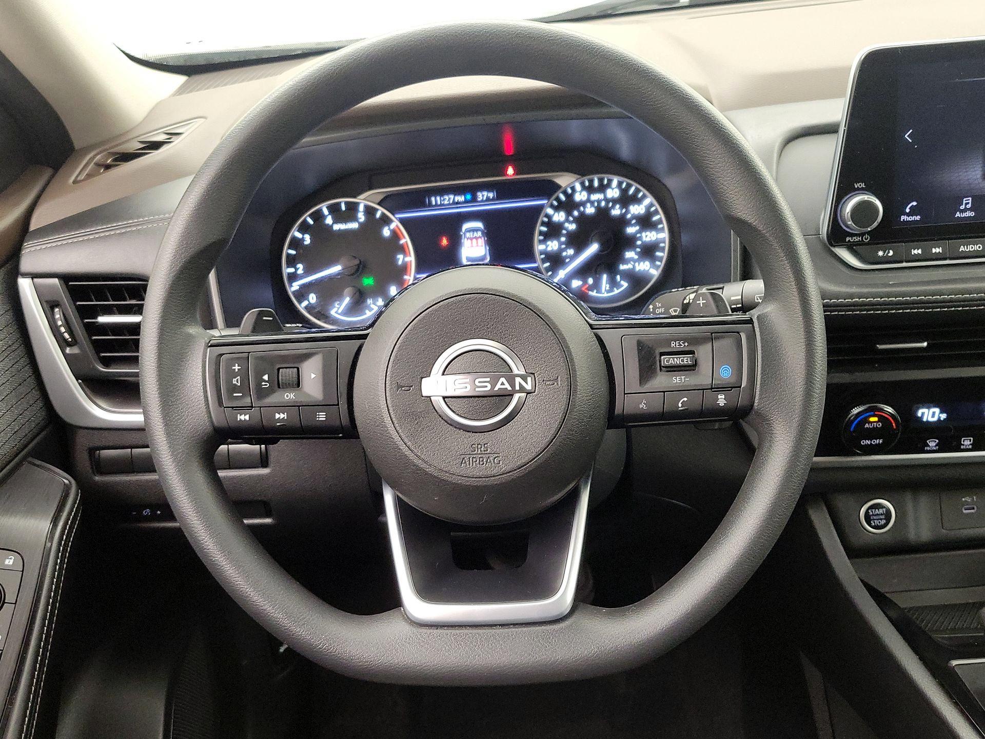 Thumbnail: 2023 Nissan Rogue - 10