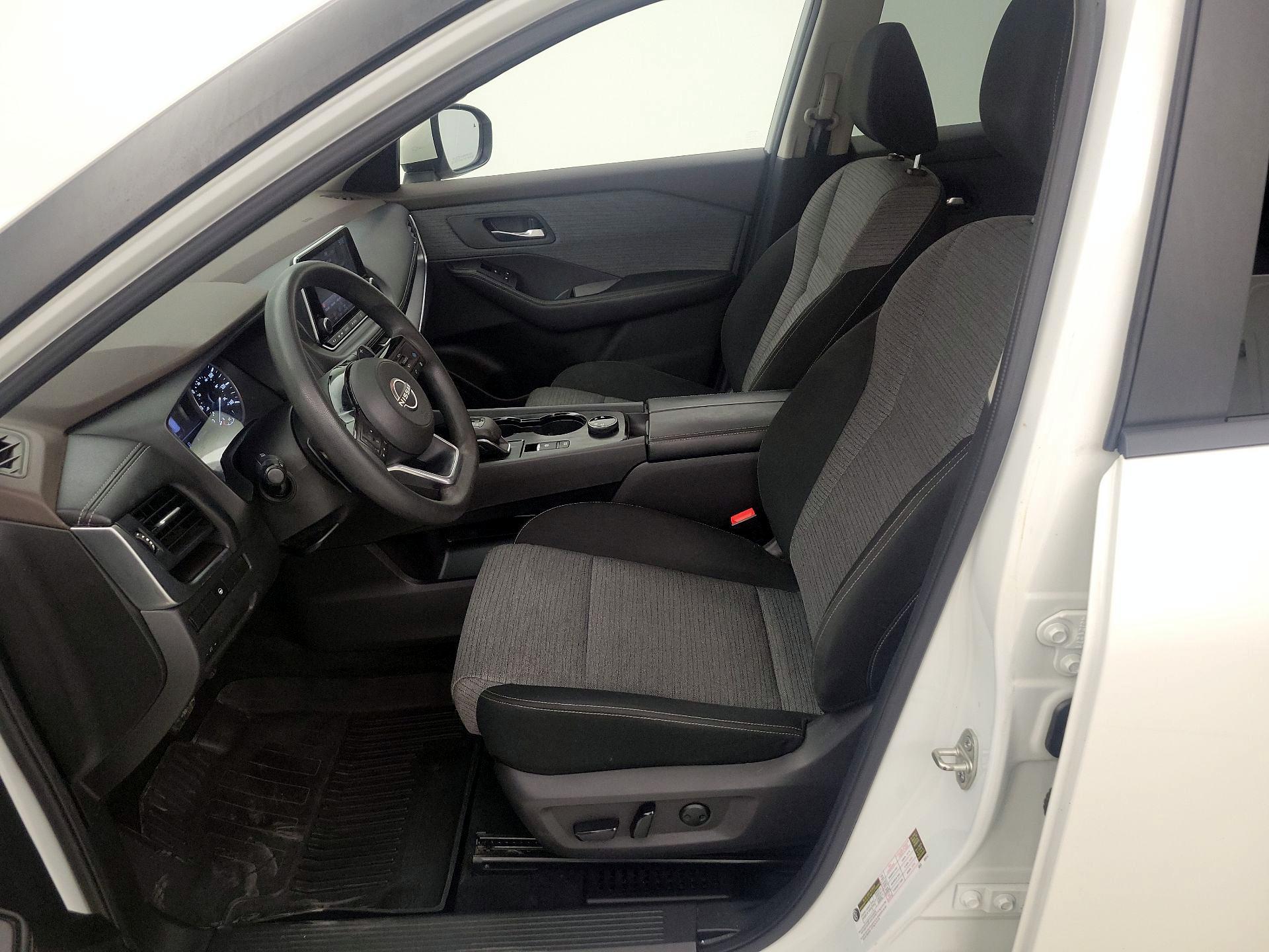 Thumbnail: 2023 Nissan Rogue - 11