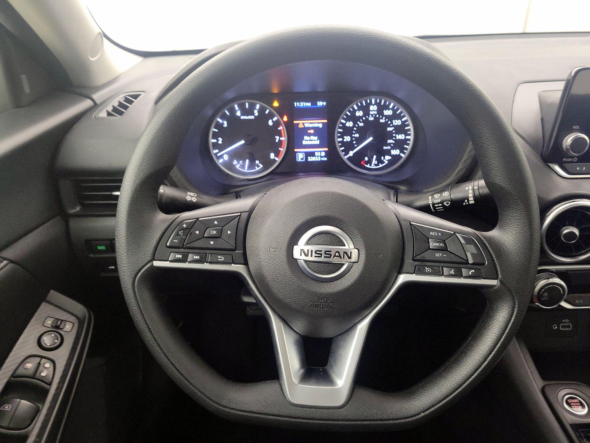 Thumbnail: 2023 Nissan Sentra - 10