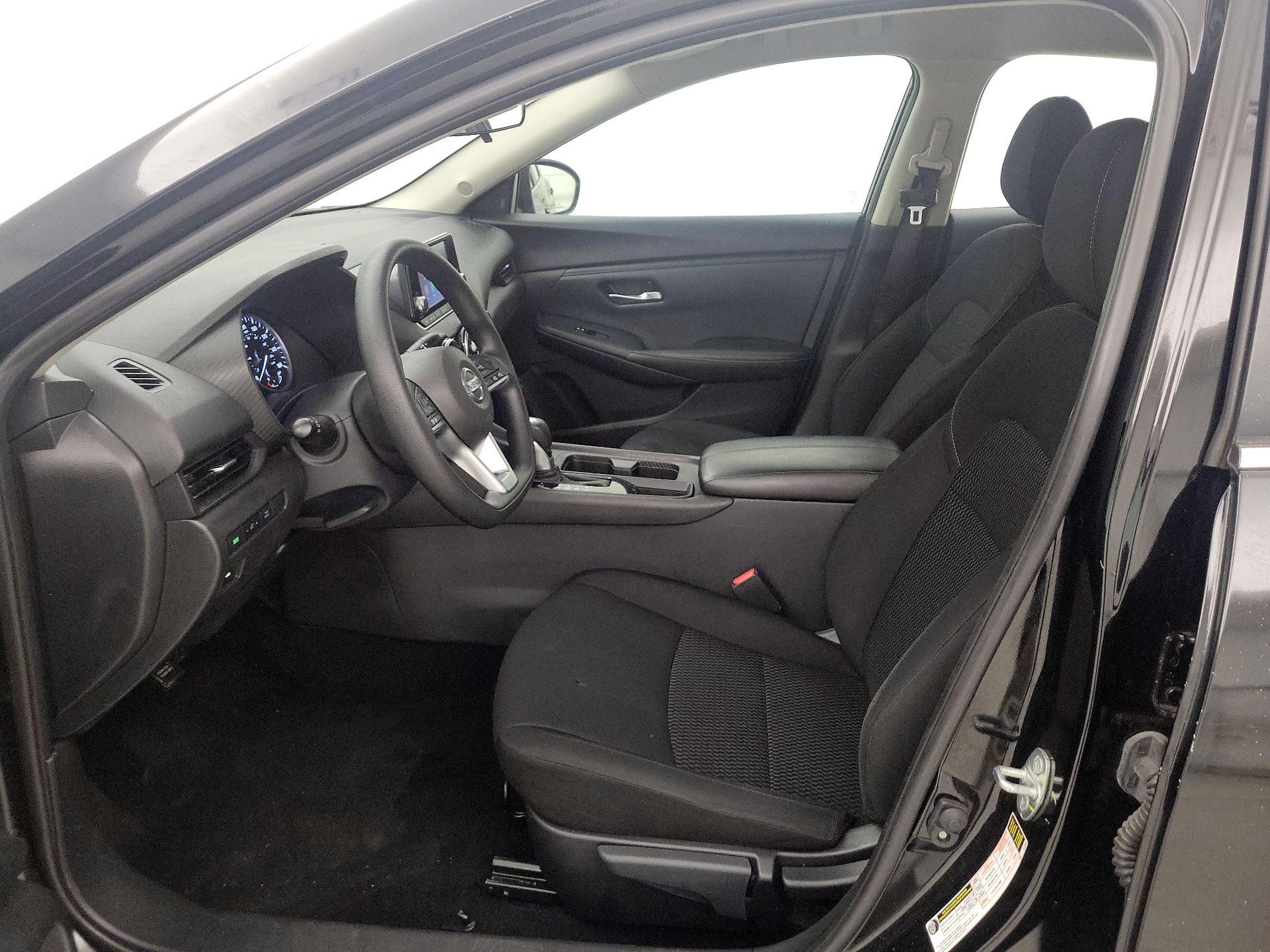 Thumbnail: 2023 Nissan Sentra - 11