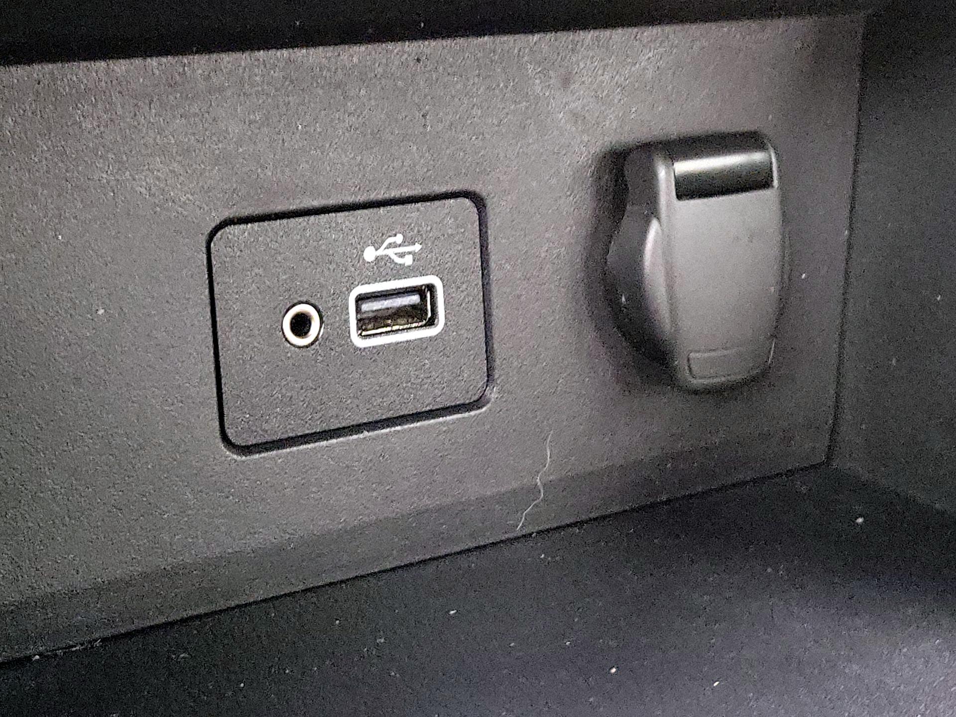 Thumbnail: 2023 Nissan Sentra - 18